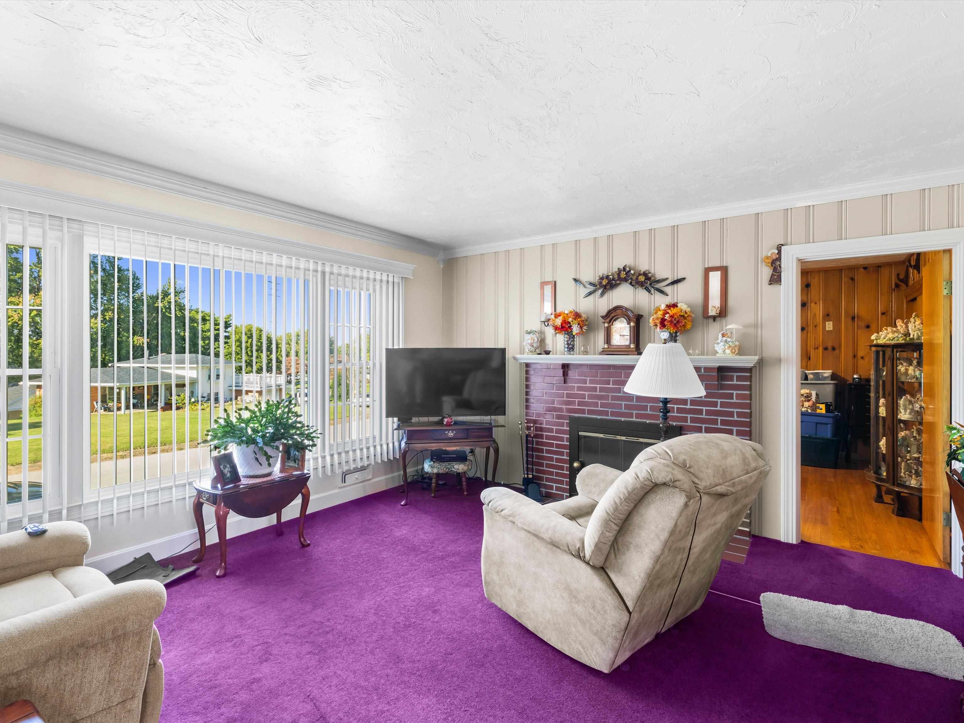 3820 Hillcrest Dr, Owensboro, Kentucky 42303, 4 Bedrooms Bedrooms, ,2 BathroomsBathrooms,Single Family Residence,For Sale,Hillcrest Dr,93298