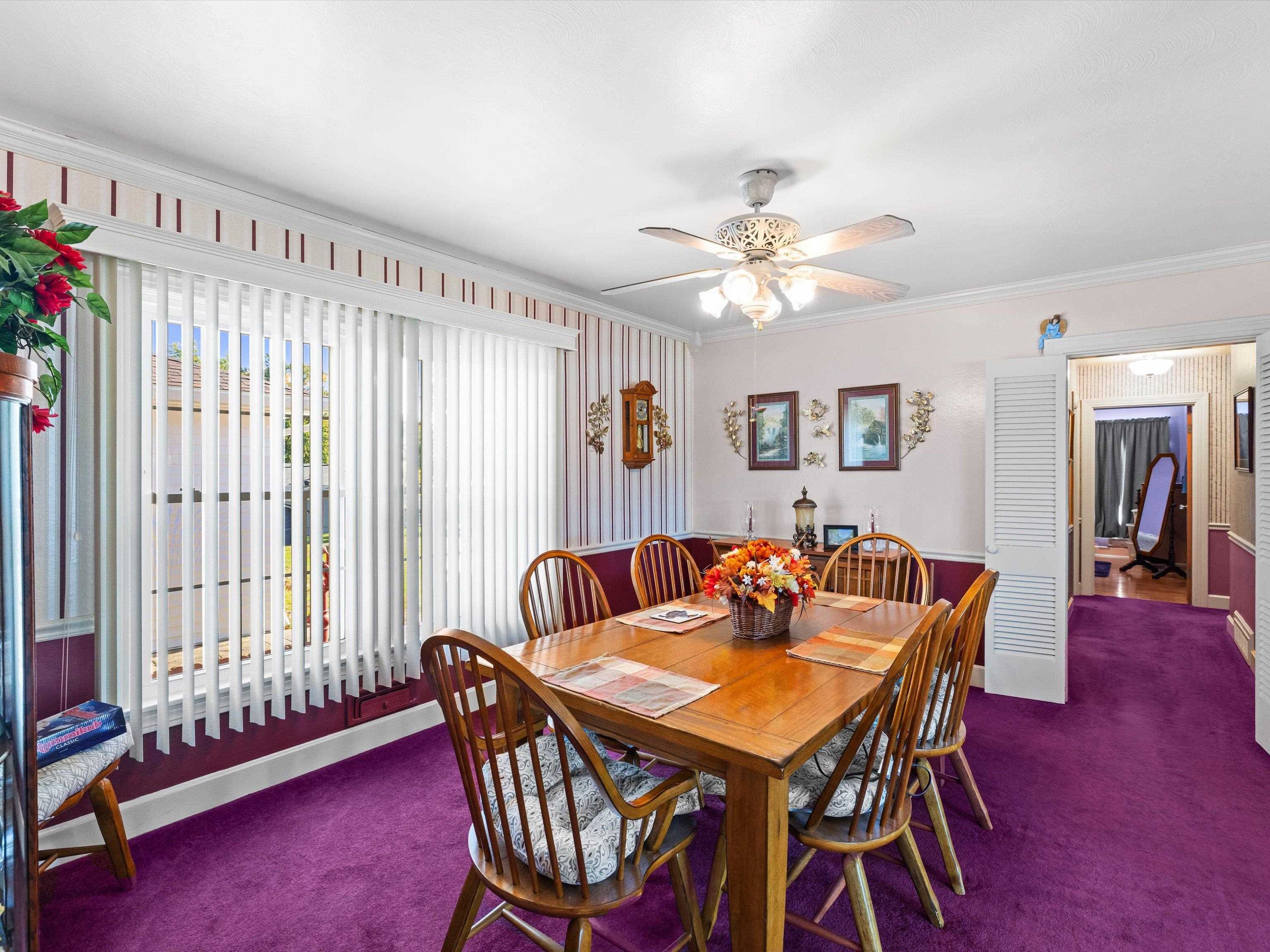 3820 Hillcrest Dr, Owensboro, Kentucky 42303, 4 Bedrooms Bedrooms, ,2 BathroomsBathrooms,Single Family Residence,For Sale,Hillcrest Dr,93298