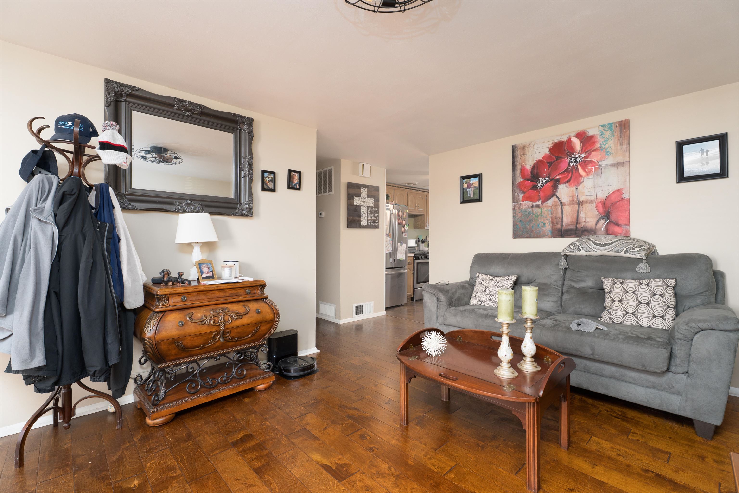 1002 Piedmont Drive, Owensboro, Kentucky 42301, 3 Bedrooms Bedrooms, ,1 BathroomBathrooms,Single Family Residence,For Sale,Piedmont Drive,93309