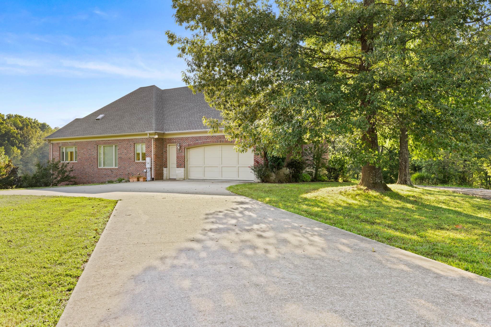 6130 State Rte 54 W, Whitesville, Kentucky 42378, 4 Bedrooms Bedrooms, ,3 BathroomsBathrooms,Single Family Residence,For Sale,State Rte 54 W,93313