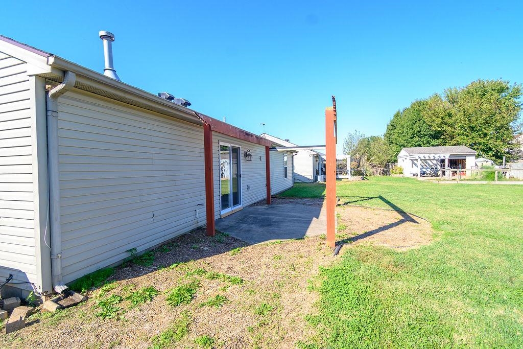 3732 Legacy Run, Owensboro, Kentucky 42301, 2 Bedrooms Bedrooms, ,1 BathroomBathrooms,Single Family Residence,For Sale,Legacy Run,93315