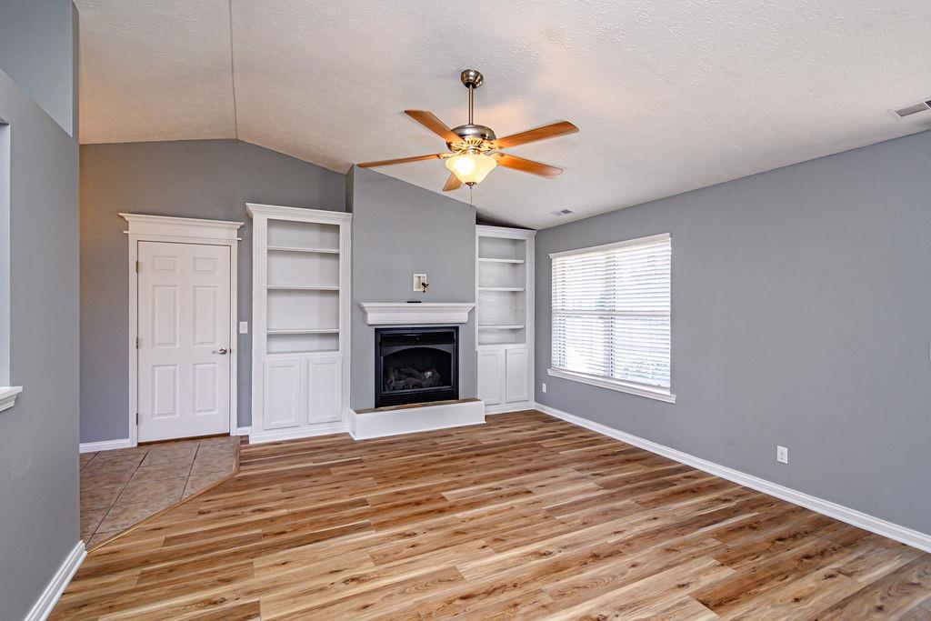 3732 Legacy Run, Owensboro, Kentucky 42301, 2 Bedrooms Bedrooms, ,1 BathroomBathrooms,Single Family Residence,For Sale,Legacy Run,93315