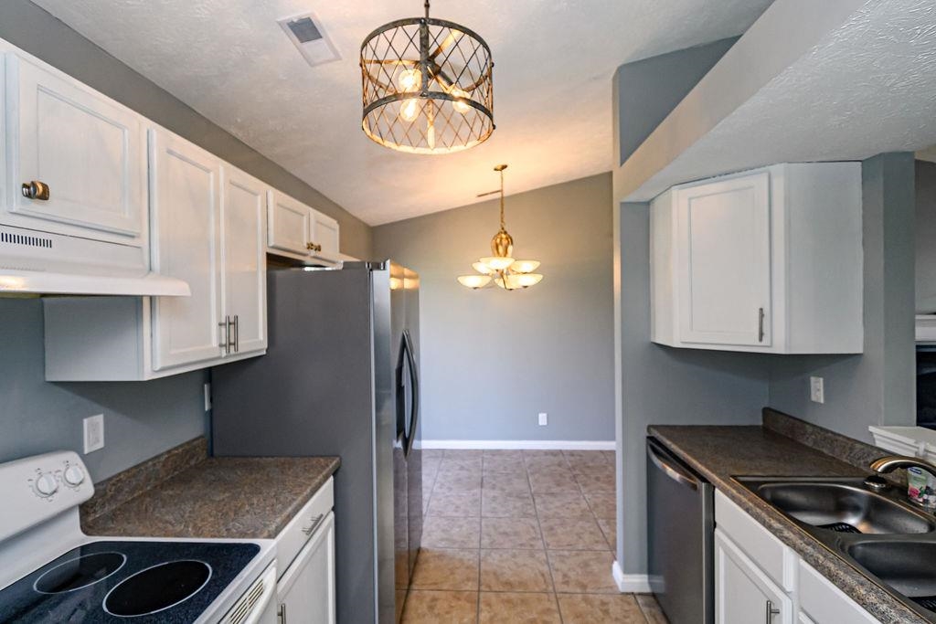 3732 Legacy Run, Owensboro, Kentucky 42301, 2 Bedrooms Bedrooms, ,1 BathroomBathrooms,Single Family Residence,For Sale,Legacy Run,93315