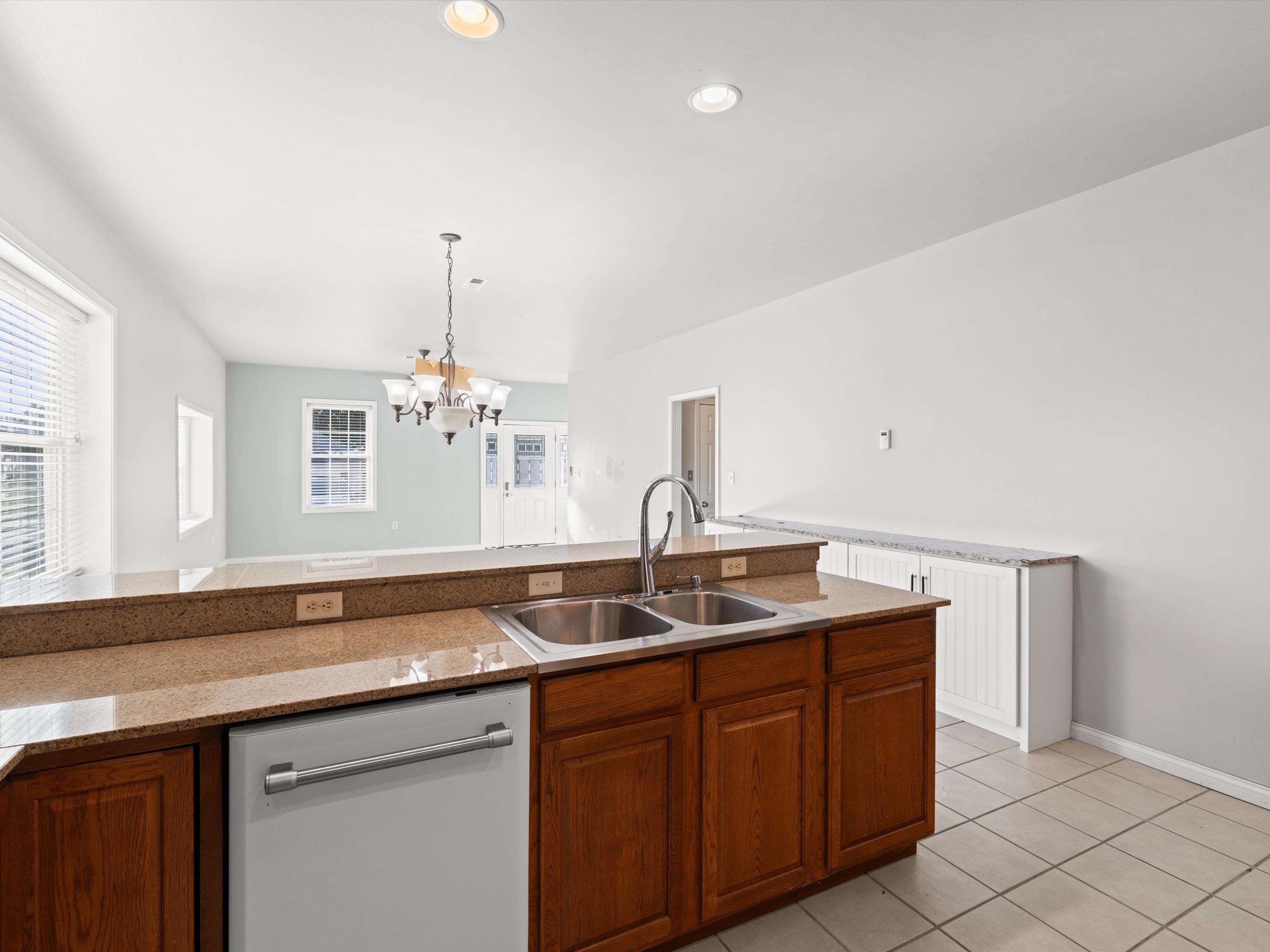 519 Monroe St, NEWBURGH, Kentucky 47630-1221, 3 Bedrooms Bedrooms, ,2 BathroomsBathrooms,Single Family Residence,For Sale,Monroe St,93319