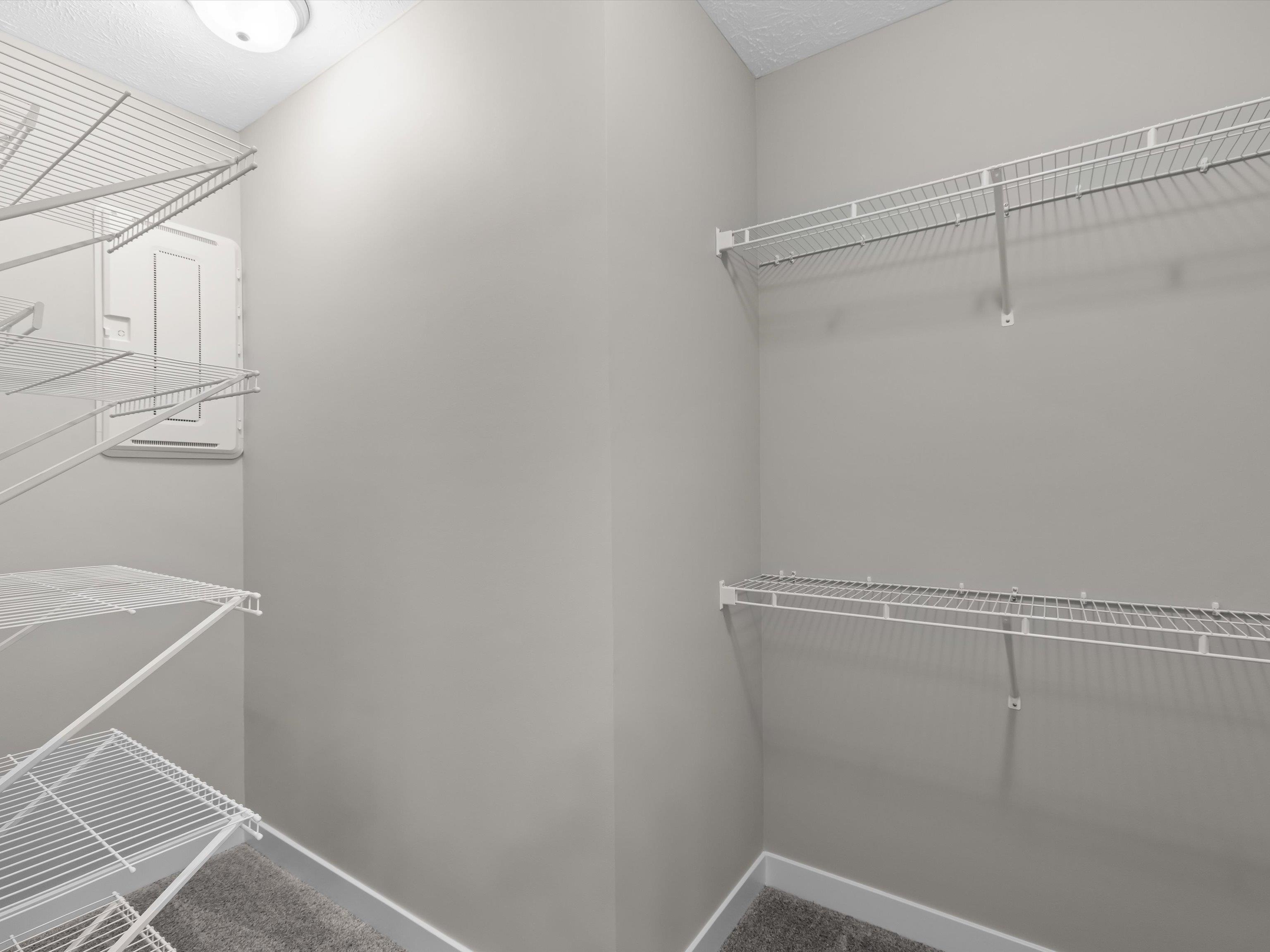 983 Onyx Lane, Owensboro, Kentucky 42301, 3 Bedrooms Bedrooms, ,2 BathroomsBathrooms,Single Family Residence,For Sale,Onyx Lane,93320