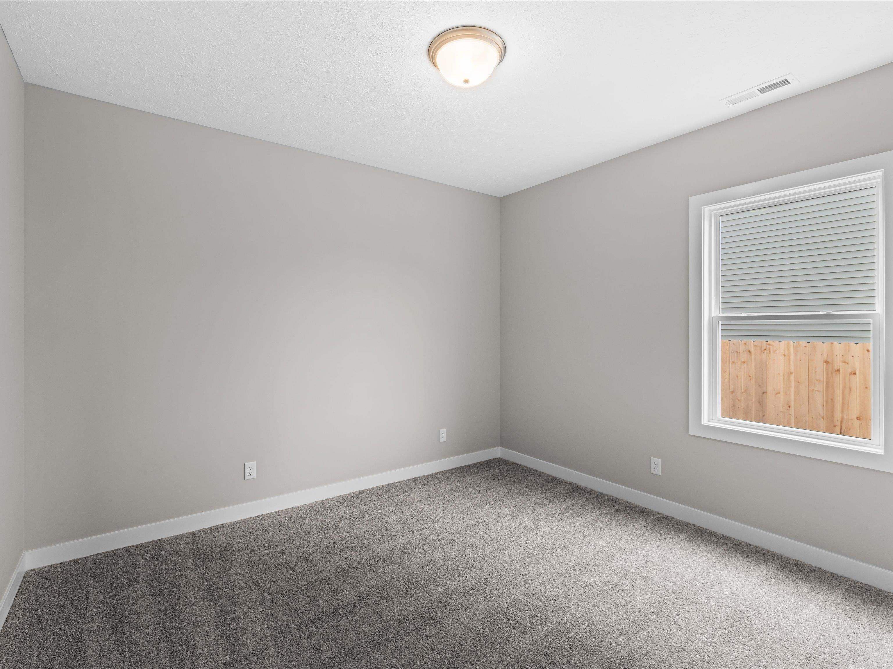 983 Onyx Lane, Owensboro, Kentucky 42301, 3 Bedrooms Bedrooms, ,2 BathroomsBathrooms,Single Family Residence,For Sale,Onyx Lane,93320