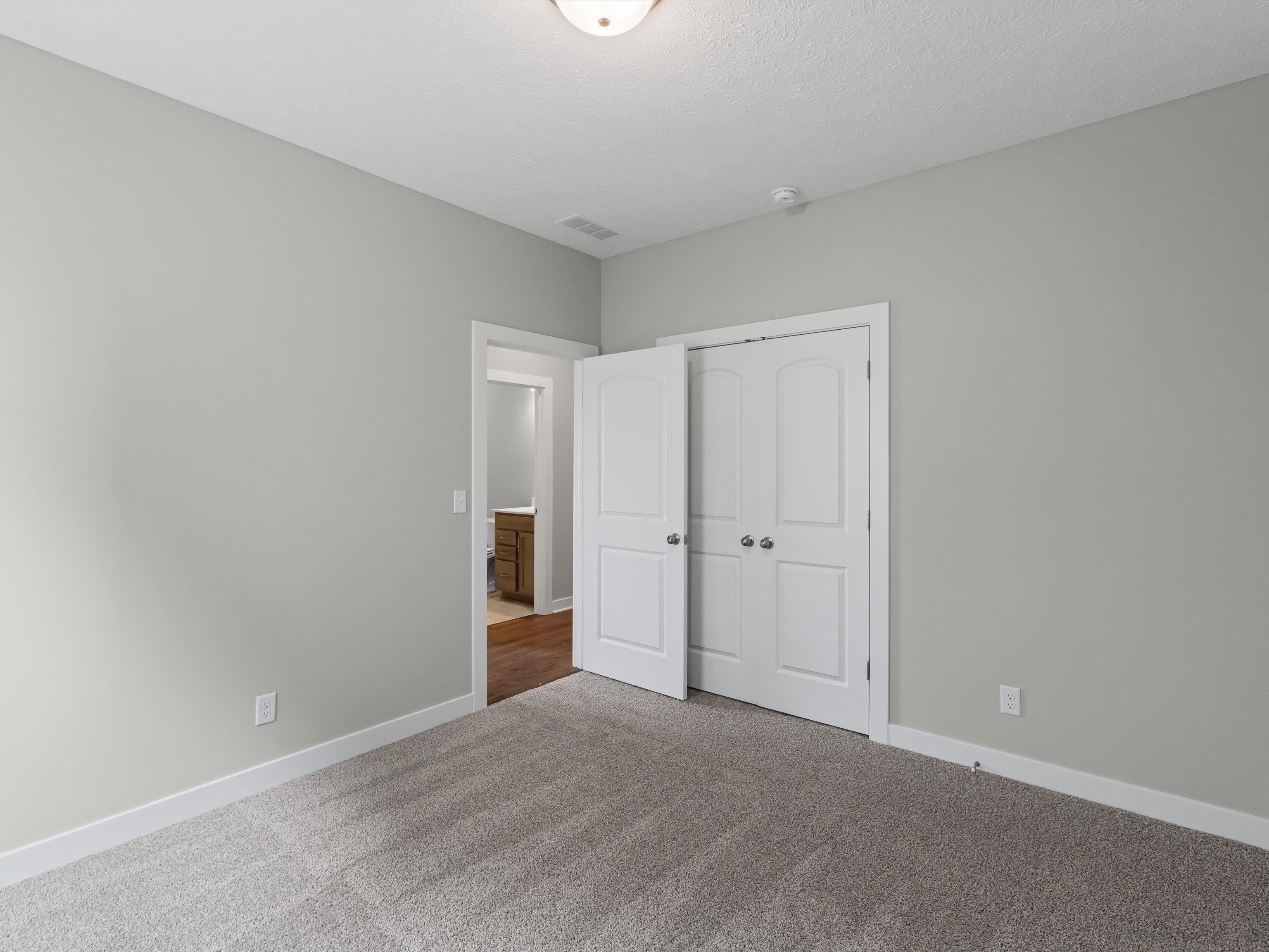 983 Onyx Lane, Owensboro, Kentucky 42301, 3 Bedrooms Bedrooms, ,2 BathroomsBathrooms,Single Family Residence,For Sale,Onyx Lane,93320