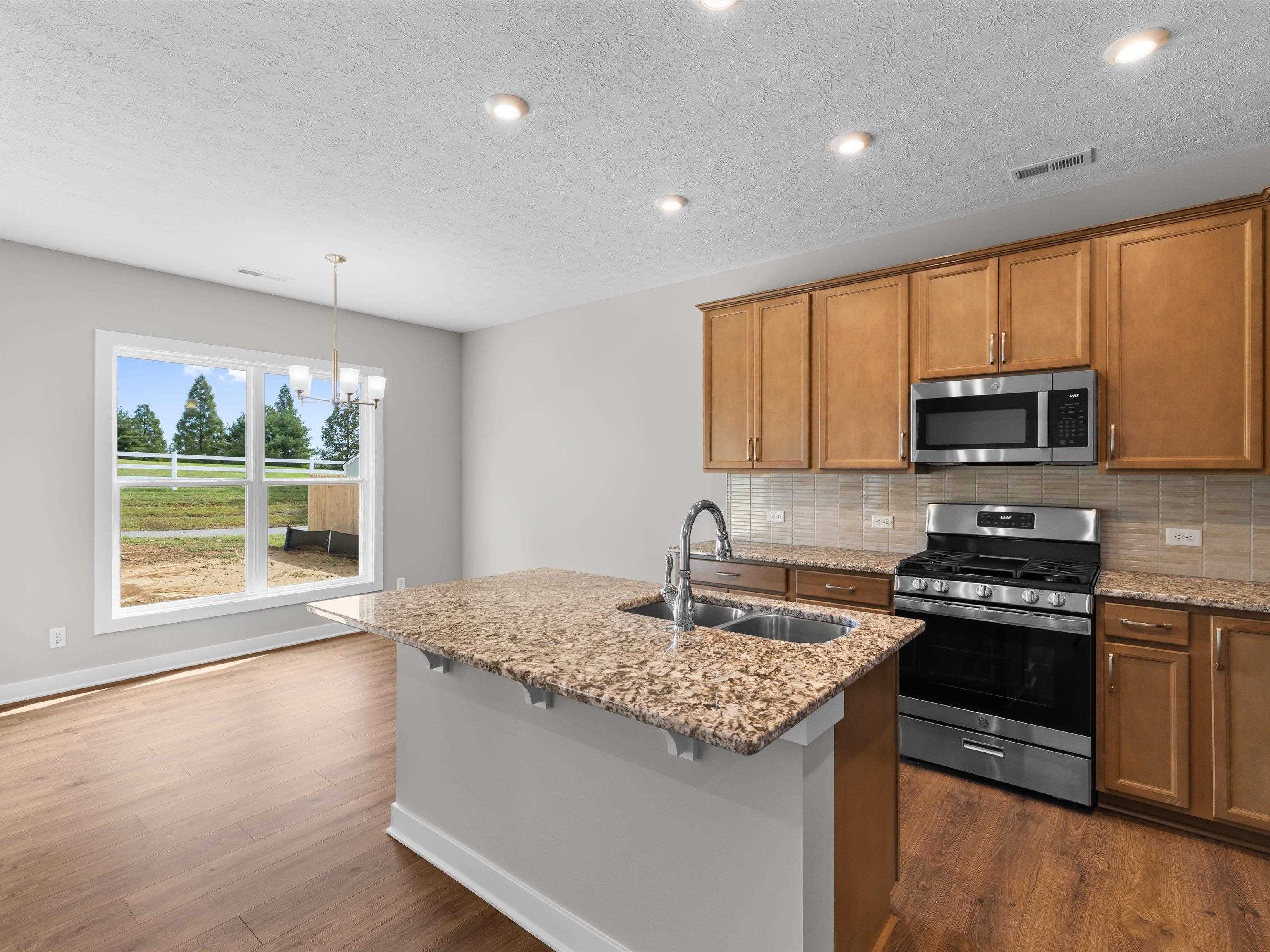 983 Onyx Lane, Owensboro, Kentucky 42301, 3 Bedrooms Bedrooms, ,2 BathroomsBathrooms,Single Family Residence,For Sale,Onyx Lane,93320