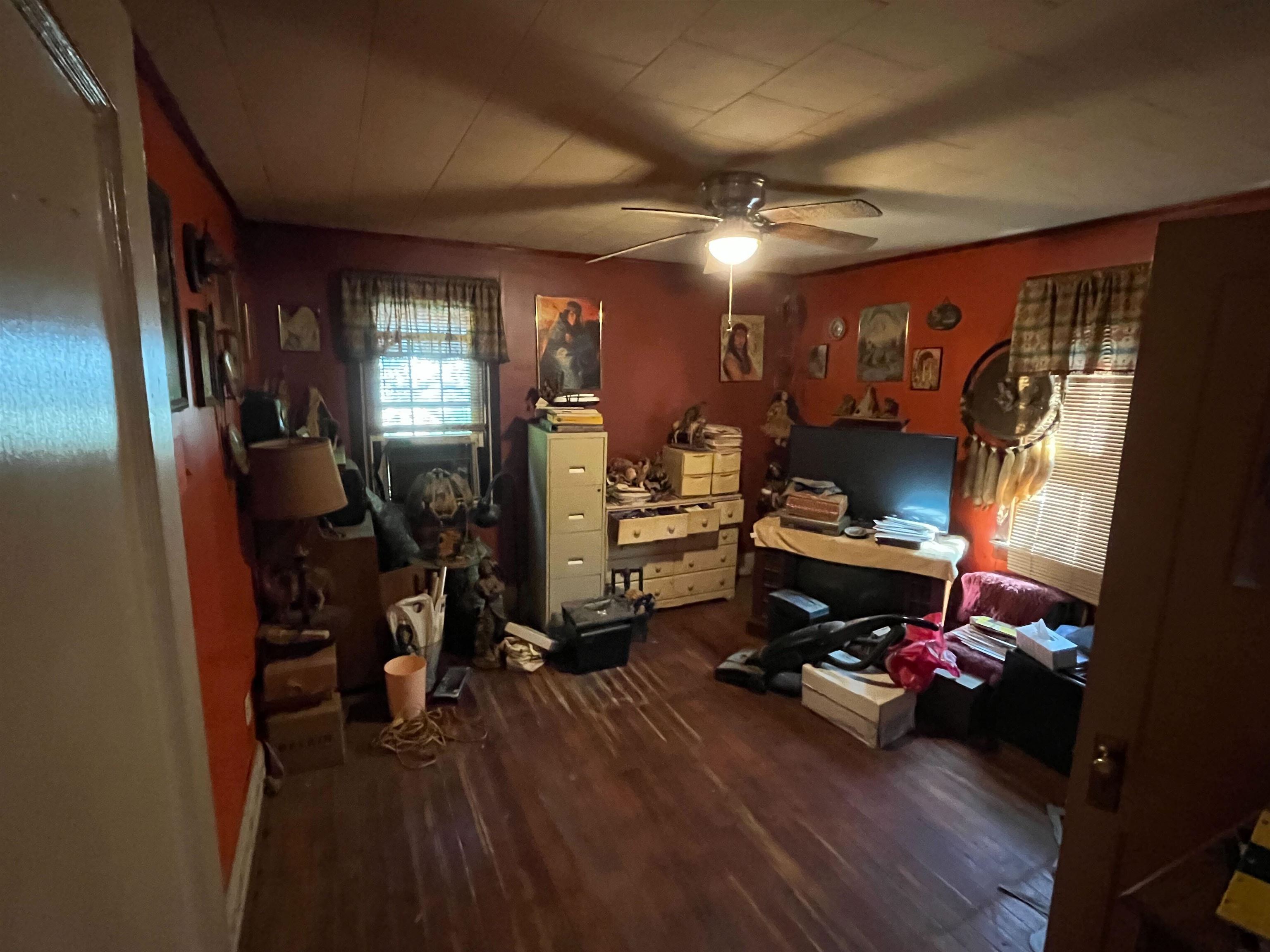 615 Wyatt Ave, Madisonville, Kentucky 42303, 2 Bedrooms Bedrooms, ,1 BathroomBathrooms,Single Family Residence,For Sale,Wyatt Ave,93321