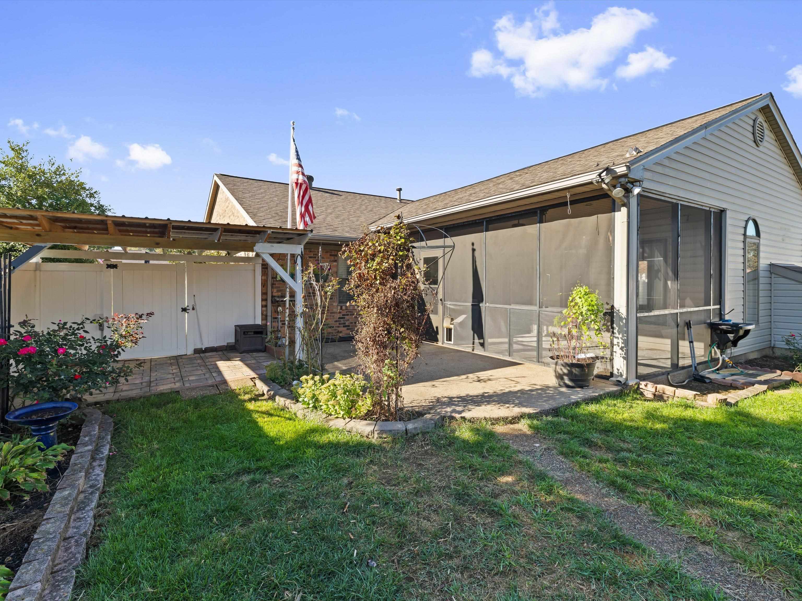 3609 War Admiral Dr, Owensboro, Kentucky 42303, 3 Bedrooms Bedrooms, ,2 BathroomsBathrooms,Single Family Residence,For Sale,War Admiral Dr,93329