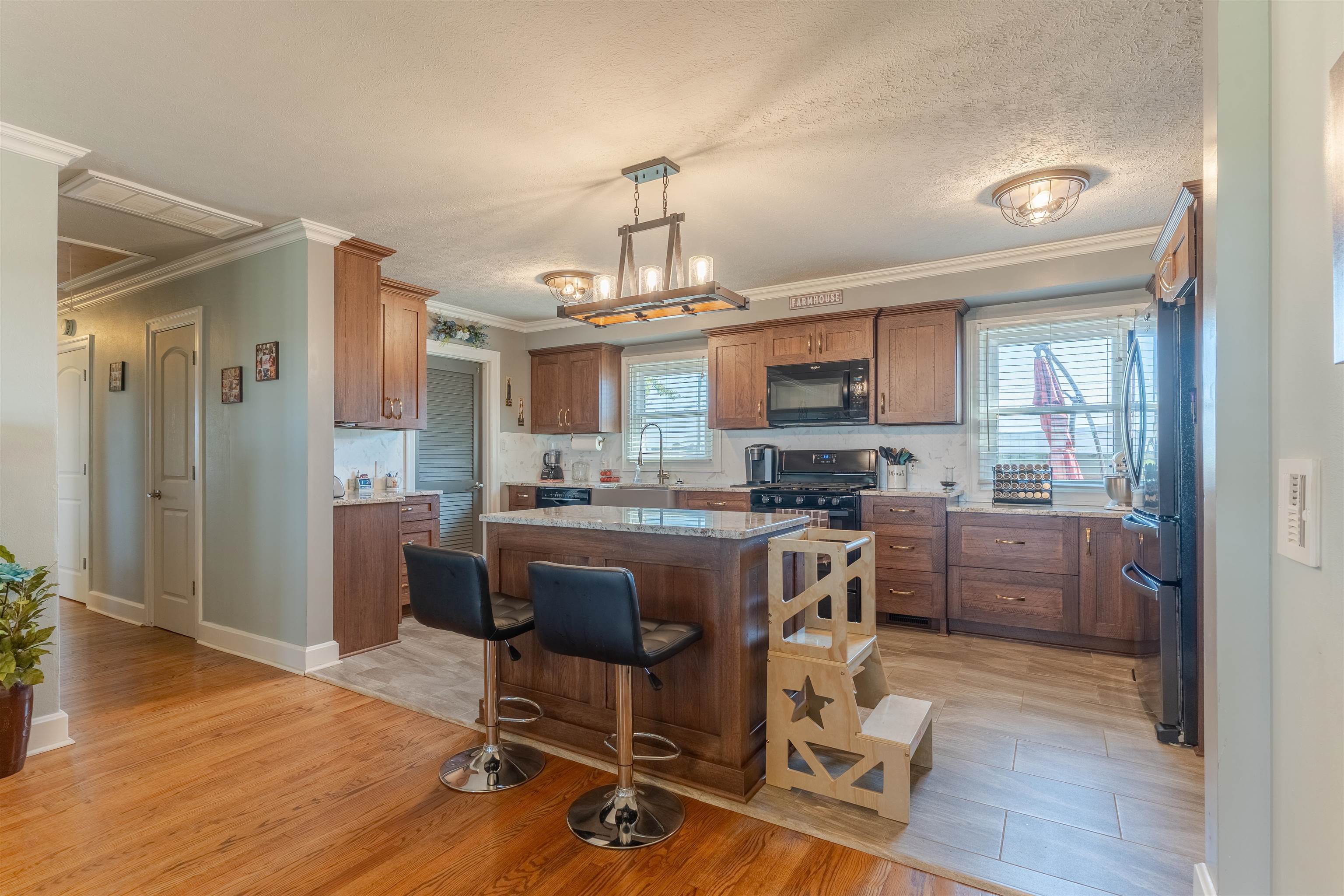 5200 Haycraft Lane, Owensboro, Kentucky 42301, 3 Bedrooms Bedrooms, ,2 BathroomsBathrooms,Single Family Residence,For Sale,Haycraft Lane,93330
