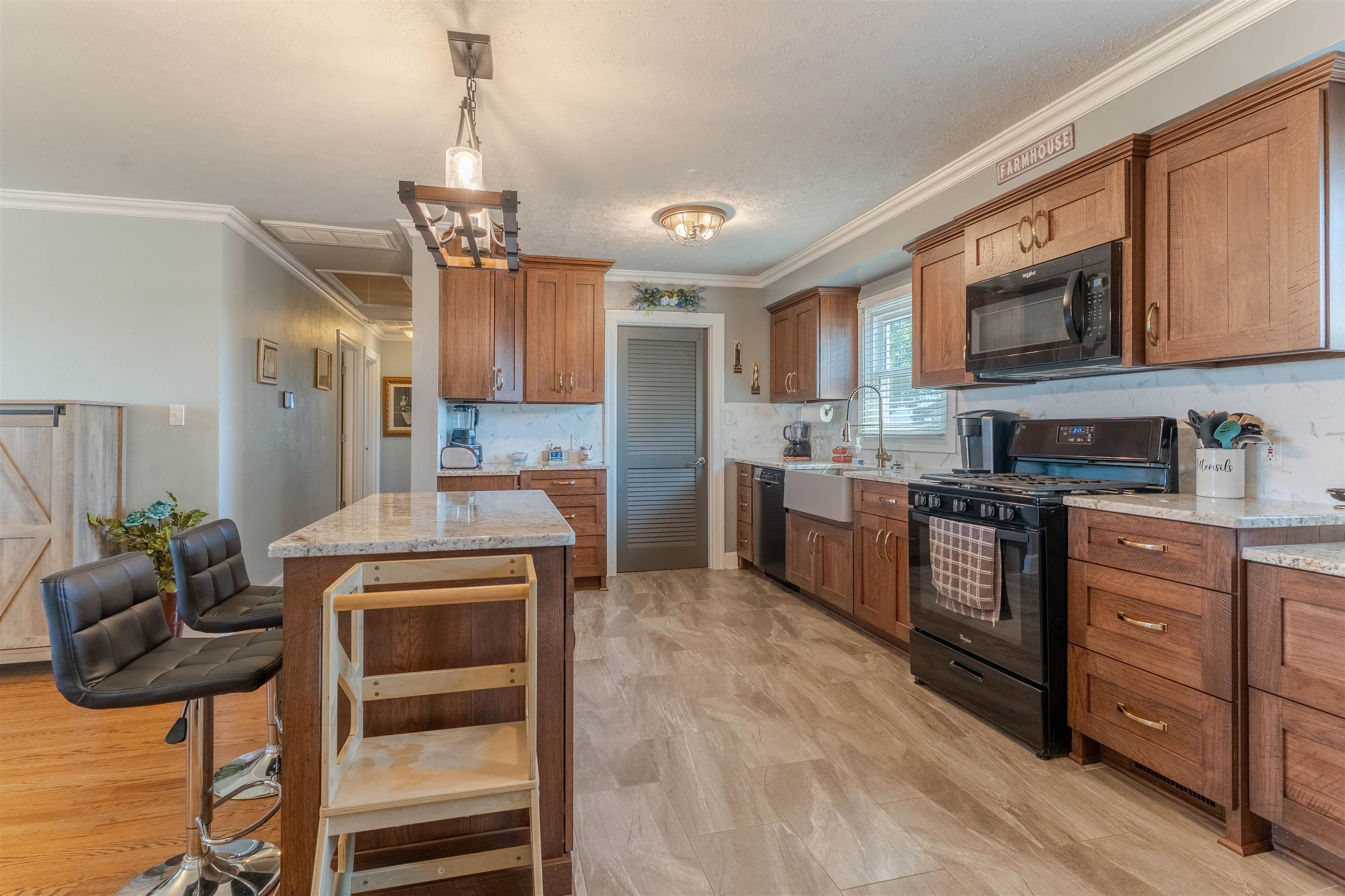 5200 Haycraft Lane, Owensboro, Kentucky 42301, 3 Bedrooms Bedrooms, ,2 BathroomsBathrooms,Single Family Residence,For Sale,Haycraft Lane,93330