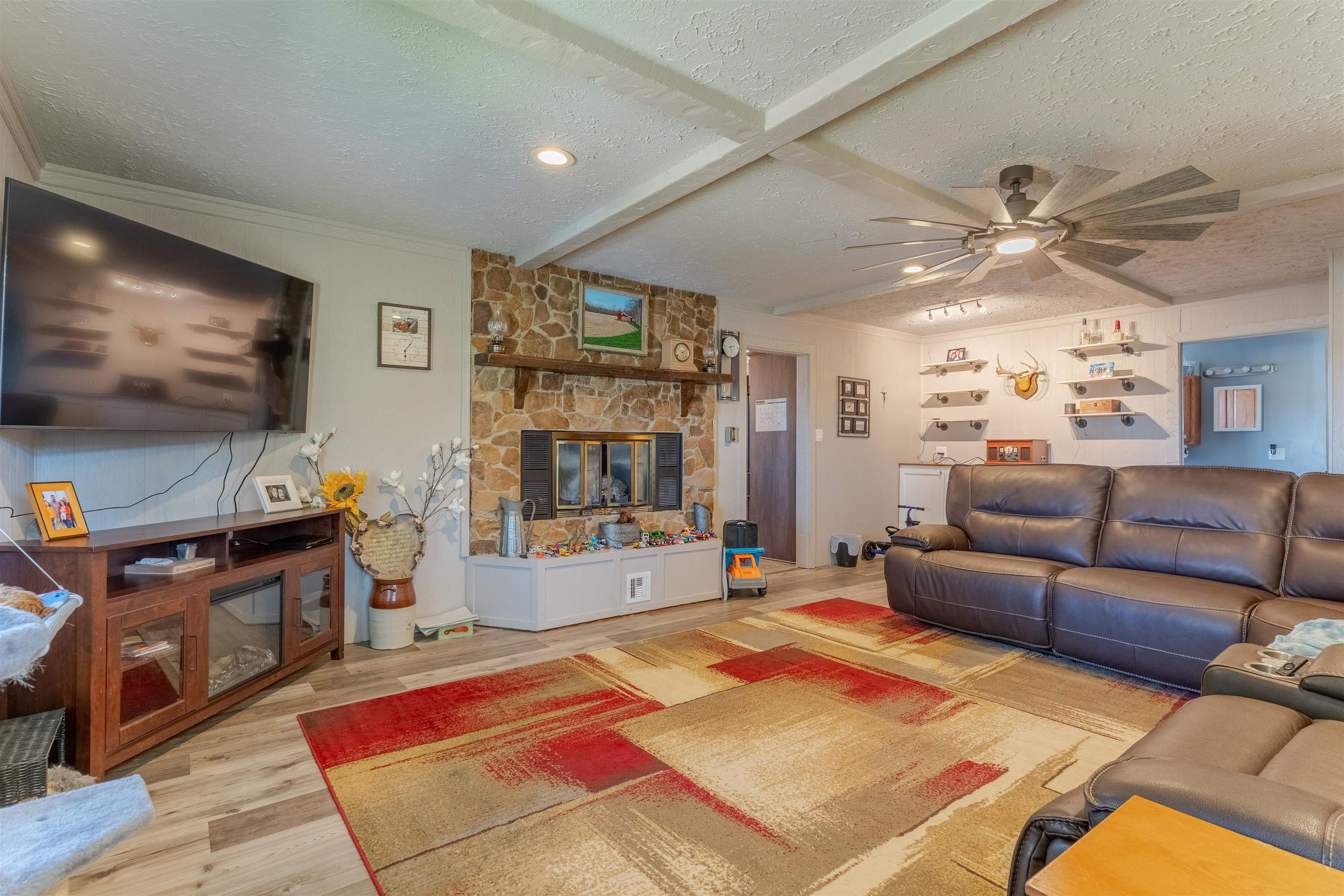 5200 Haycraft Lane, Owensboro, Kentucky 42301, 3 Bedrooms Bedrooms, ,2 BathroomsBathrooms,Single Family Residence,For Sale,Haycraft Lane,93330