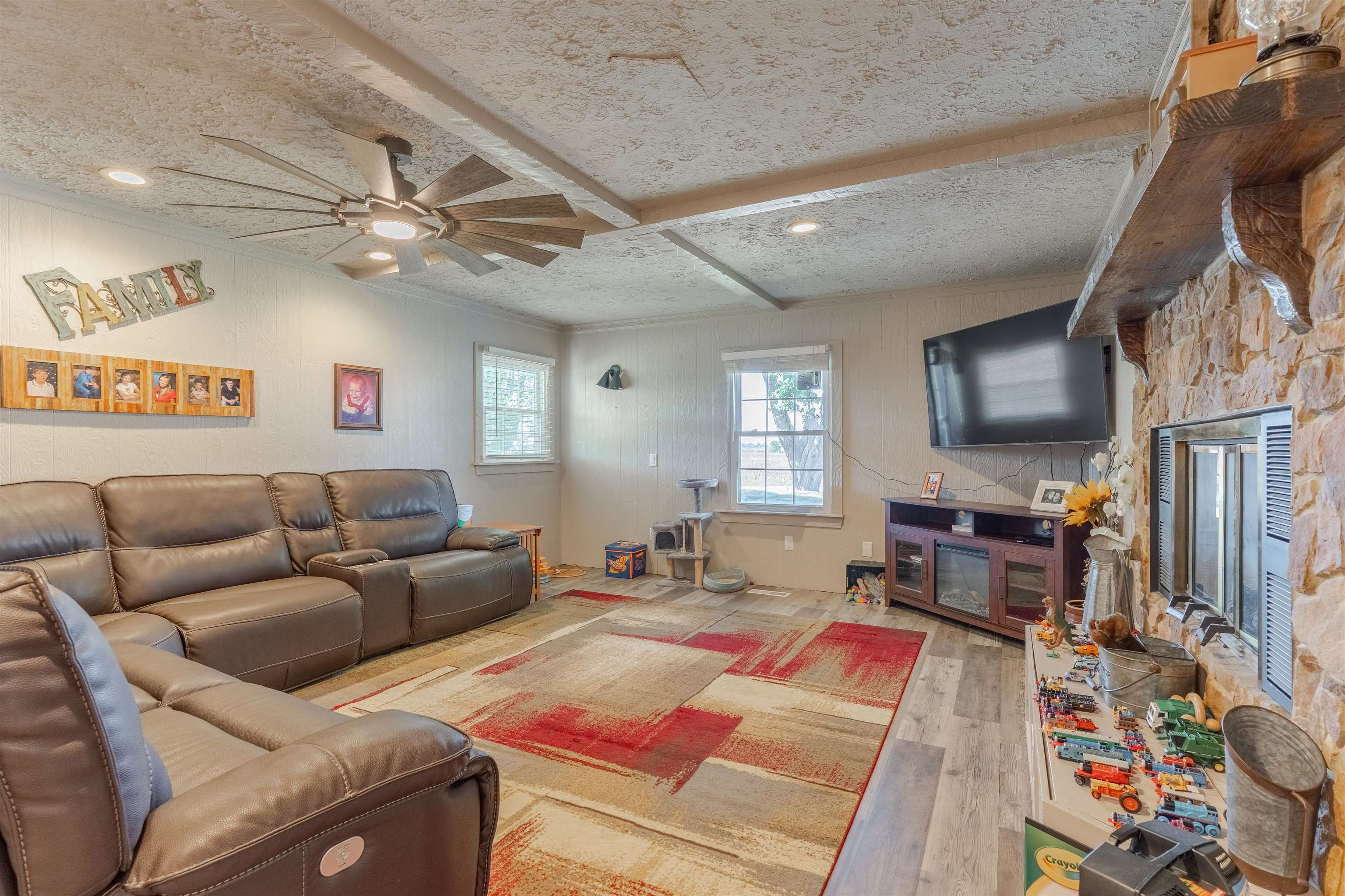 5200 Haycraft Lane, Owensboro, Kentucky 42301, 3 Bedrooms Bedrooms, ,2 BathroomsBathrooms,Single Family Residence,For Sale,Haycraft Lane,93330