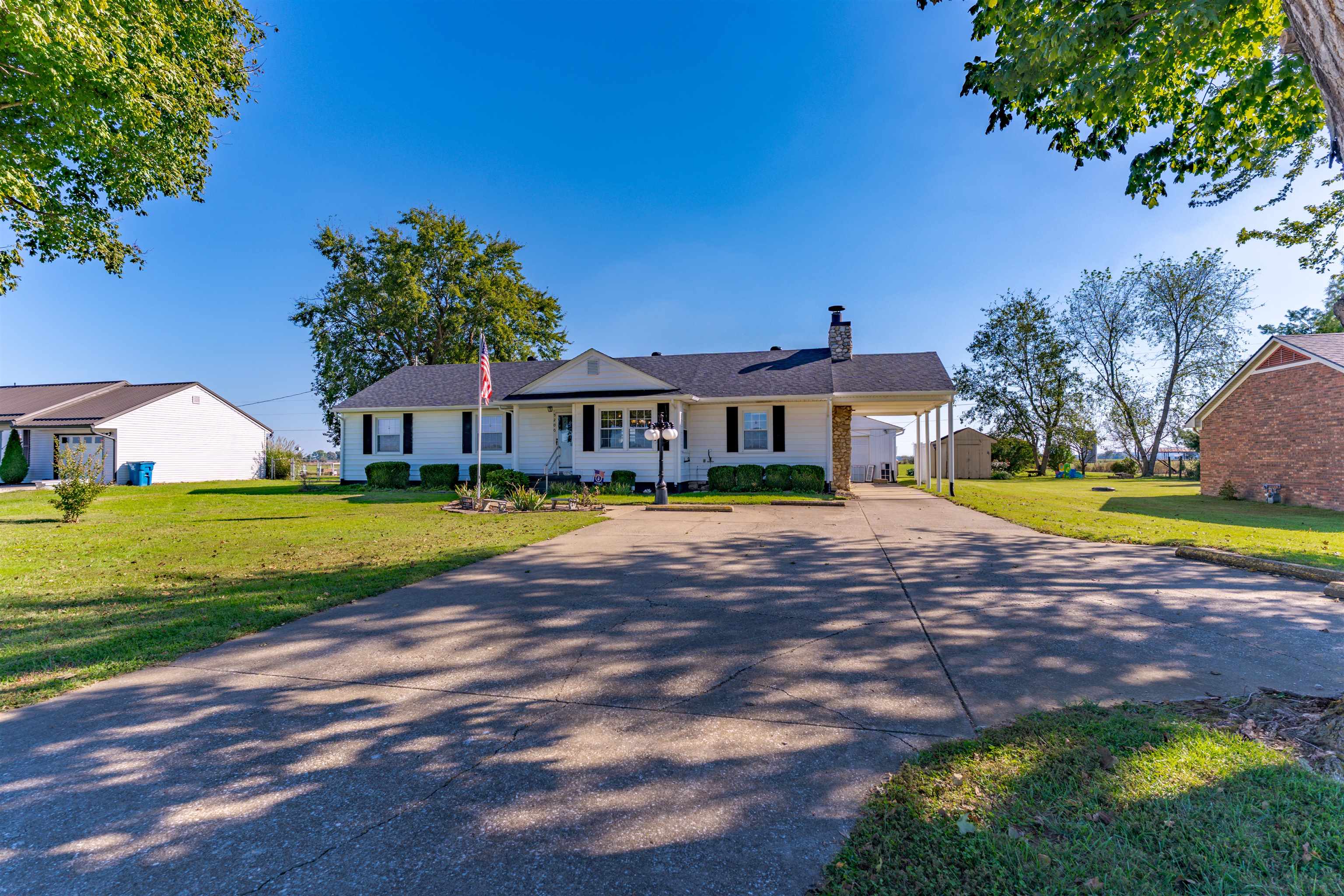 5200 Haycraft Lane, Owensboro, Kentucky 42301, 3 Bedrooms Bedrooms, ,2 BathroomsBathrooms,Single Family Residence,For Sale,Haycraft Lane,93330