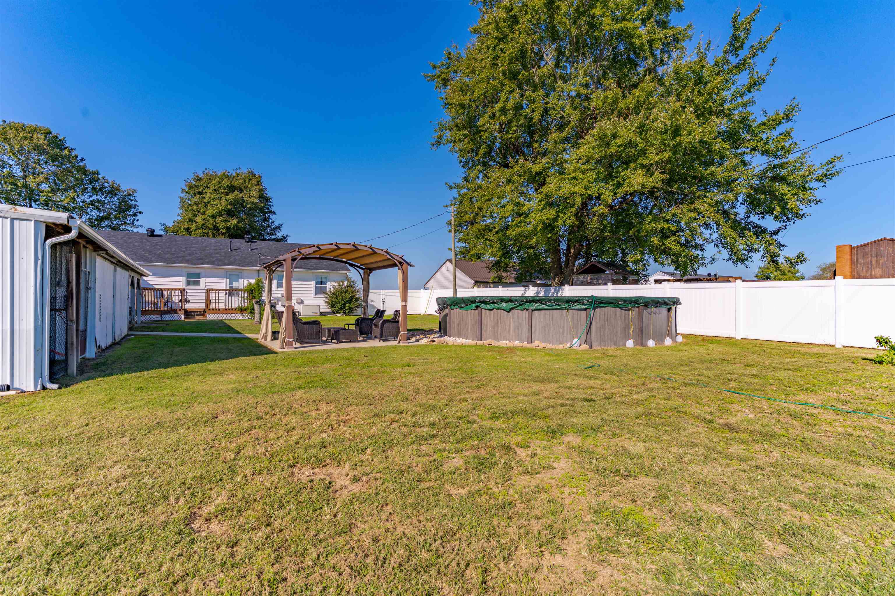 5200 Haycraft Lane, Owensboro, Kentucky 42301, 3 Bedrooms Bedrooms, ,2 BathroomsBathrooms,Single Family Residence,For Sale,Haycraft Lane,93330
