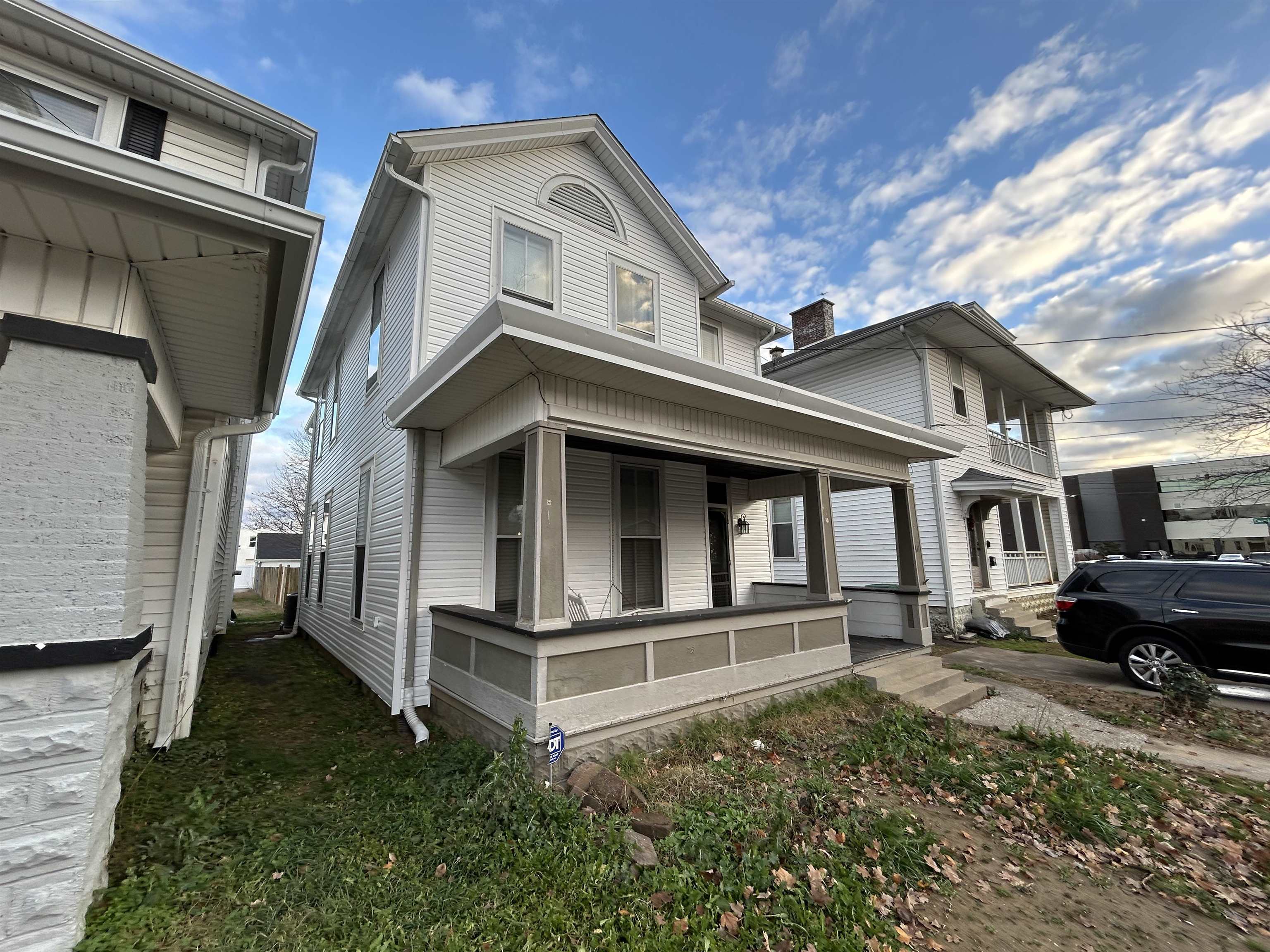 411 7th Street, Owensboro, Kentucky 42301, 3 Bedrooms Bedrooms, ,2 BathroomsBathrooms,Single Family Residence,For Sale,7th Street,93334