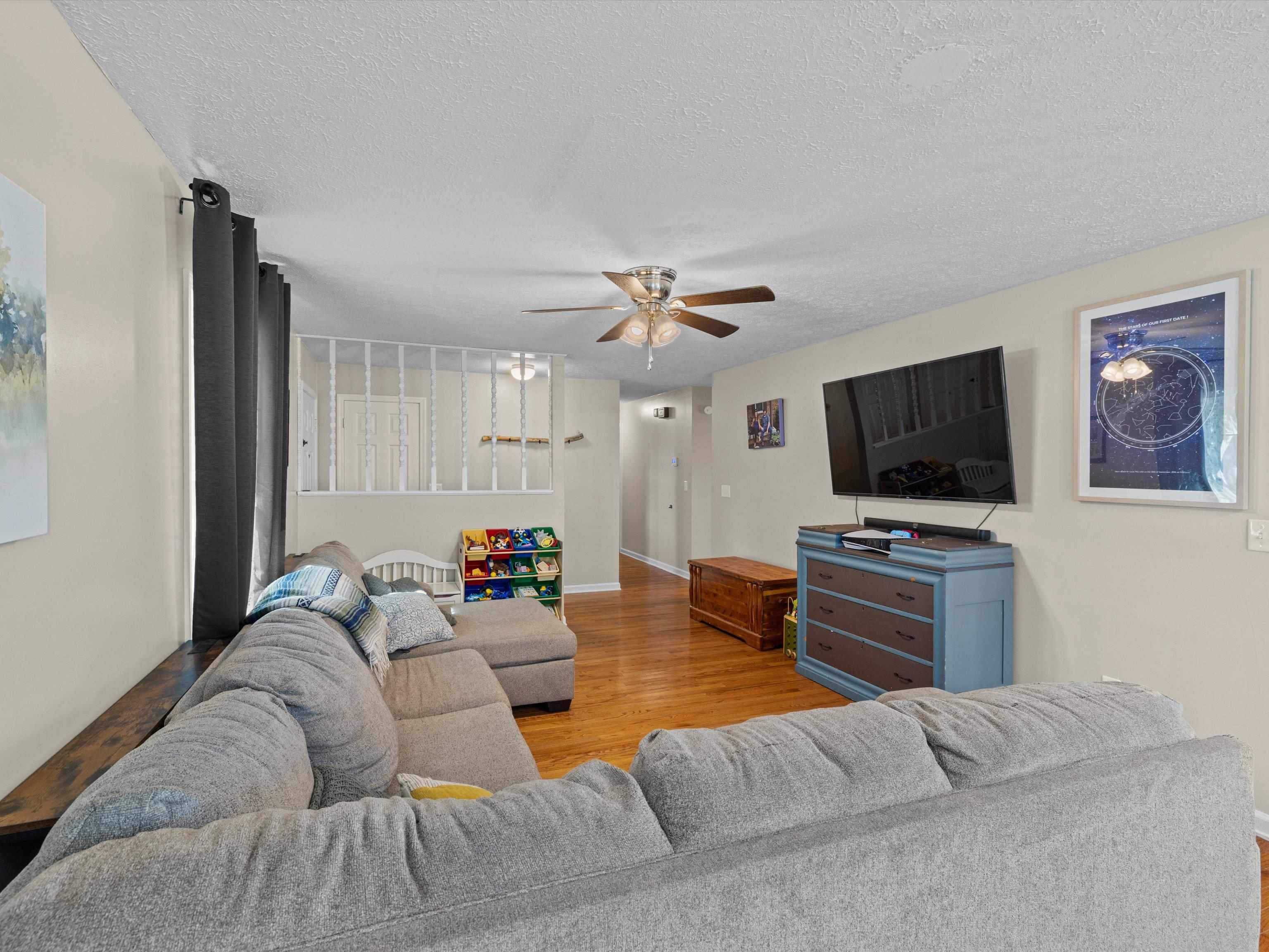 235 Beeny Road, Manitou, Kentucky 42436, 4 Bedrooms Bedrooms, ,2 BathroomsBathrooms,Single Family Residence,For Sale,Beeny Road,93335