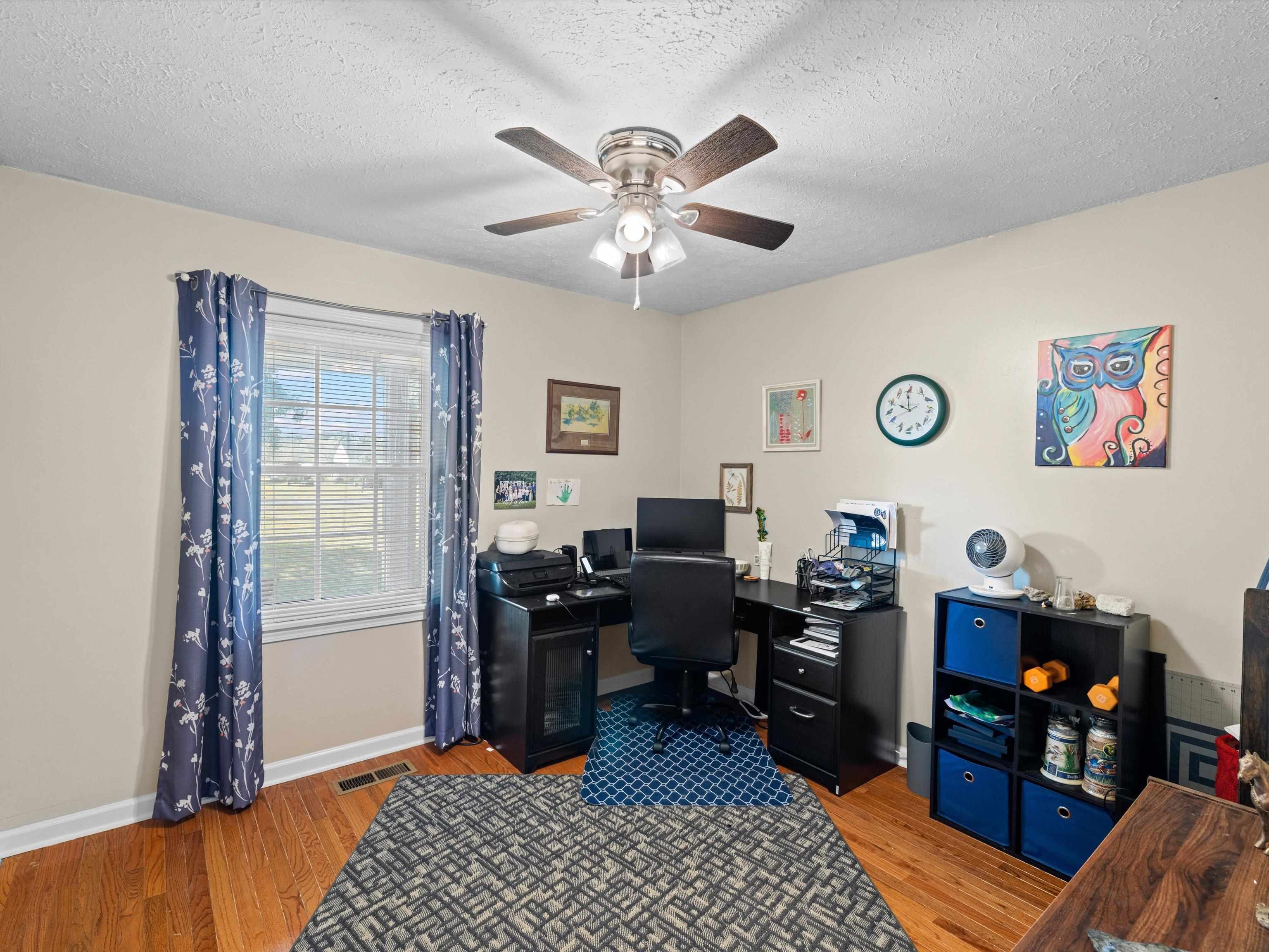 235 Beeny Road, Manitou, Kentucky 42436, 4 Bedrooms Bedrooms, ,2 BathroomsBathrooms,Single Family Residence,For Sale,Beeny Road,93335