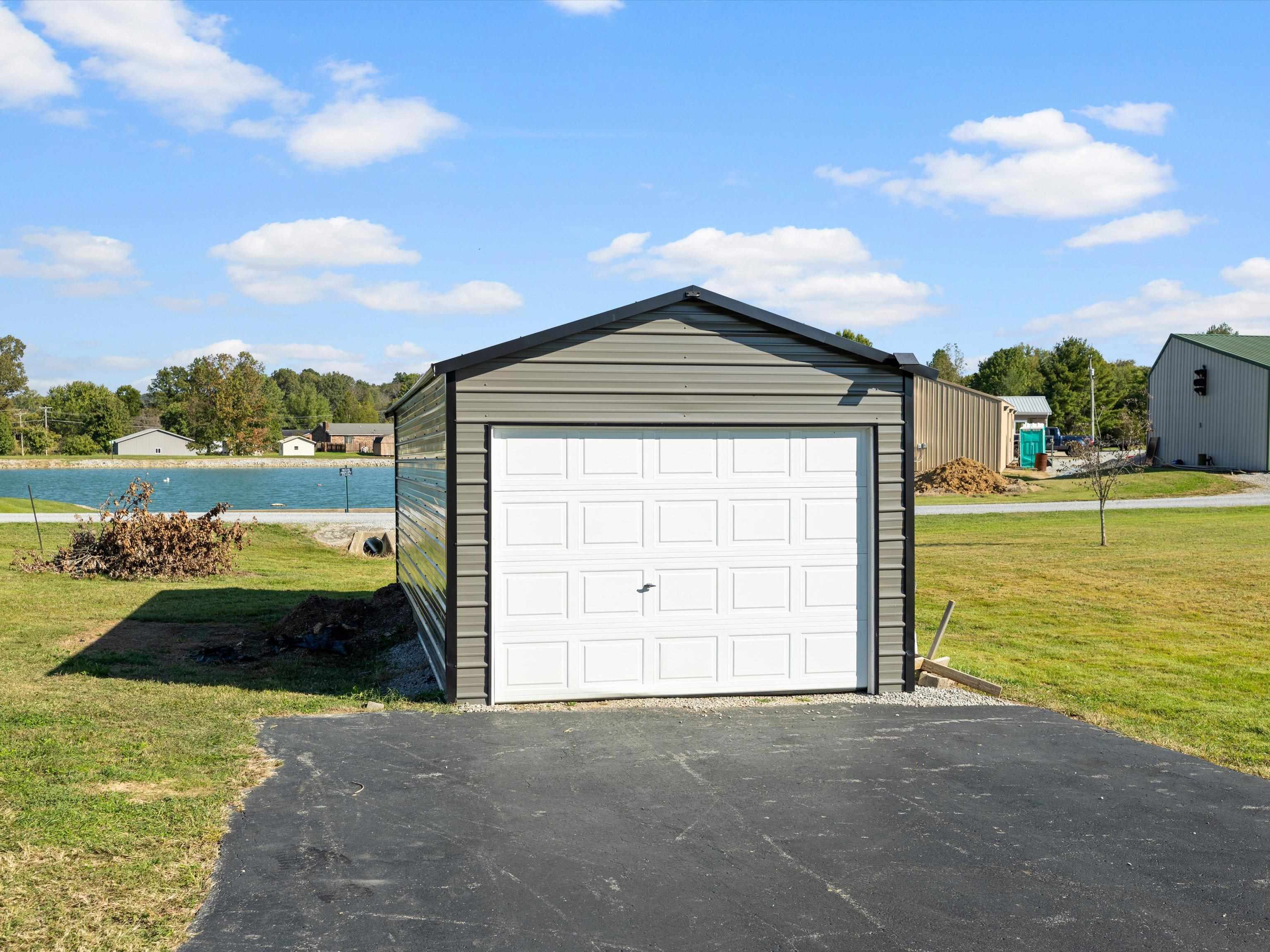 235 Beeny Road, Manitou, Kentucky 42436, 4 Bedrooms Bedrooms, ,2 BathroomsBathrooms,Single Family Residence,For Sale,Beeny Road,93335
