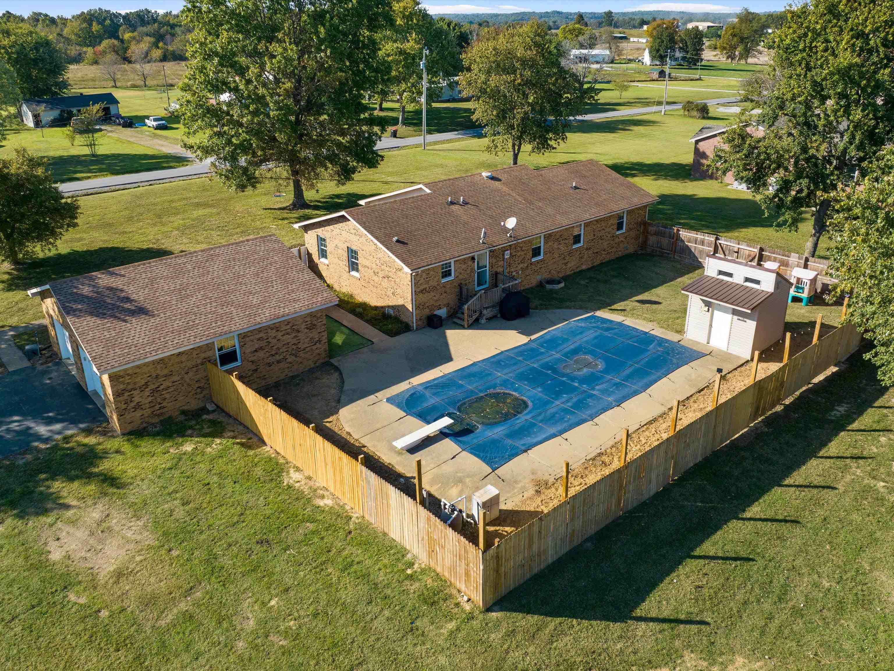 235 Beeny Road, Manitou, Kentucky 42436, 4 Bedrooms Bedrooms, ,2 BathroomsBathrooms,Single Family Residence,For Sale,Beeny Road,93335