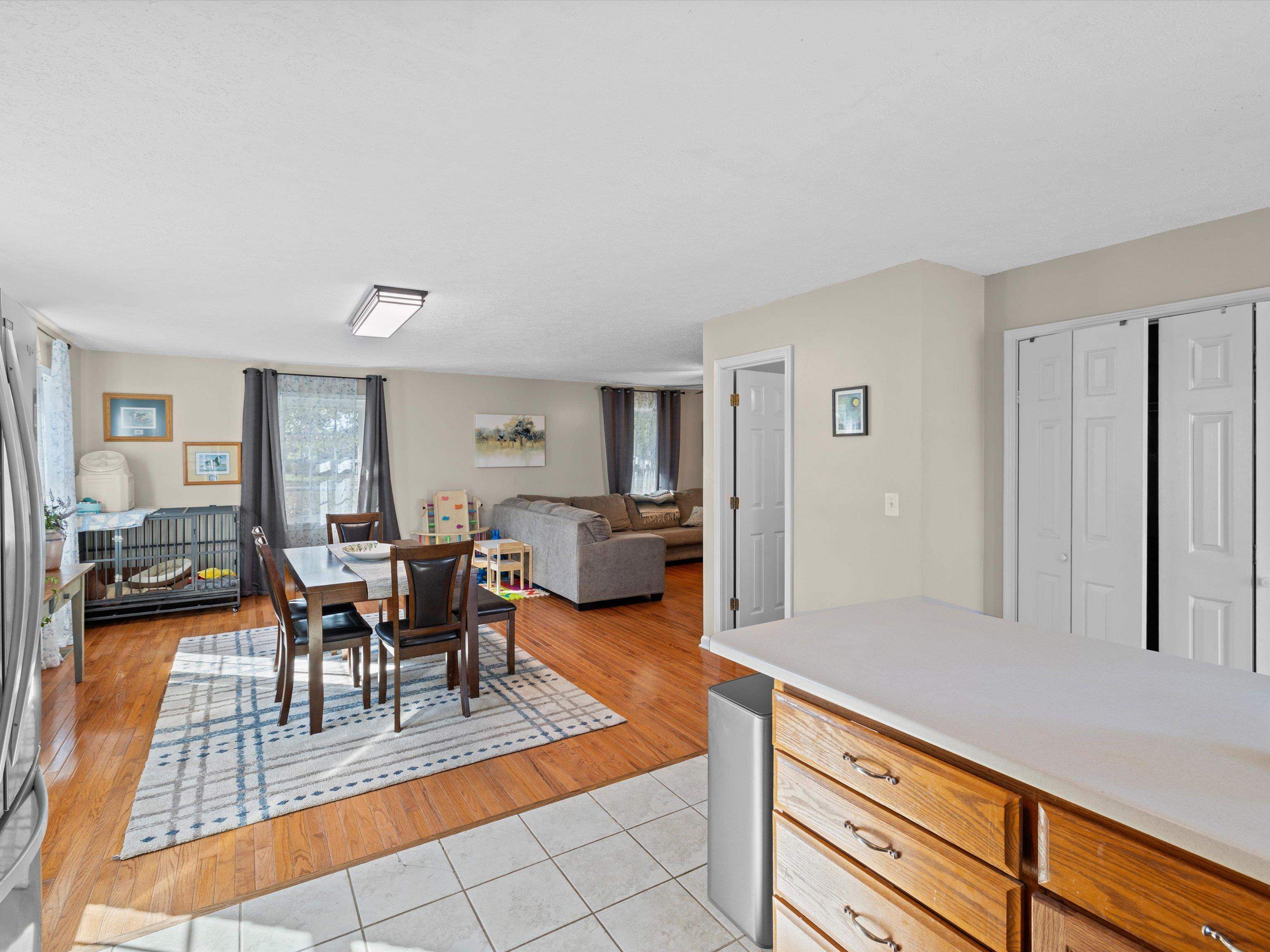 235 Beeny Road, Manitou, Kentucky 42436, 4 Bedrooms Bedrooms, ,2 BathroomsBathrooms,Single Family Residence,For Sale,Beeny Road,93335