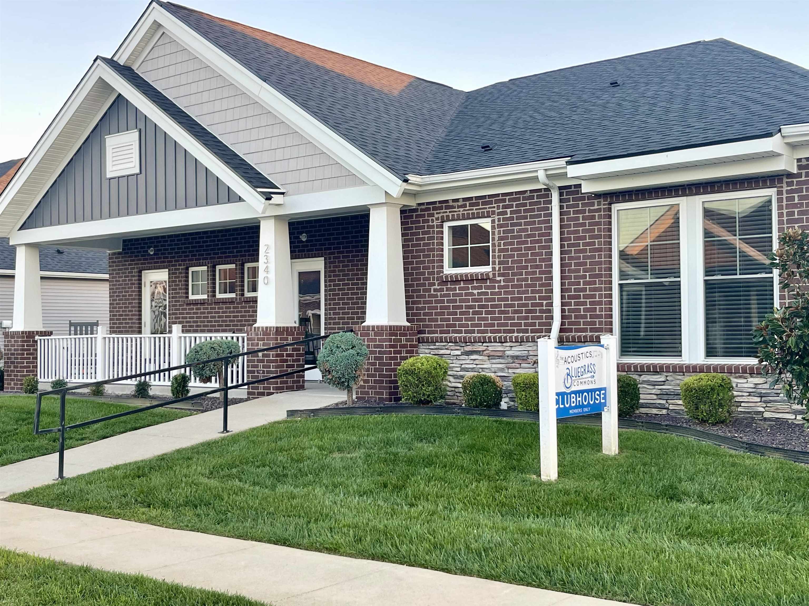 2572 Watson Circle, Owensboro, Kentucky 42301, 2 Bedrooms Bedrooms, ,2 BathroomsBathrooms,Single Family Residence,For Sale,Watson Circle,93336