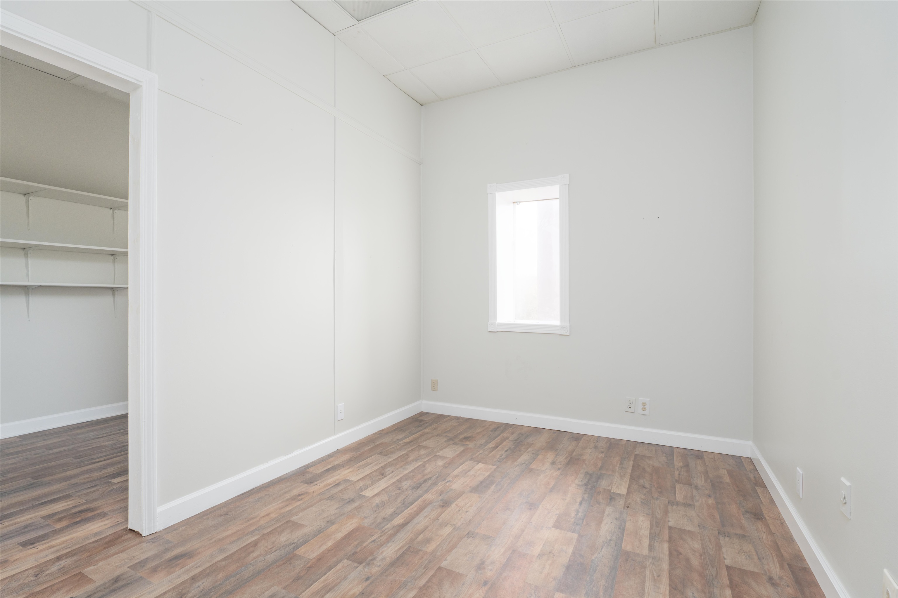 201 Salem Dr Suite C, Owensboro, Kentucky 42303, ,Business,For Sale,Salem Dr Suite C,93337