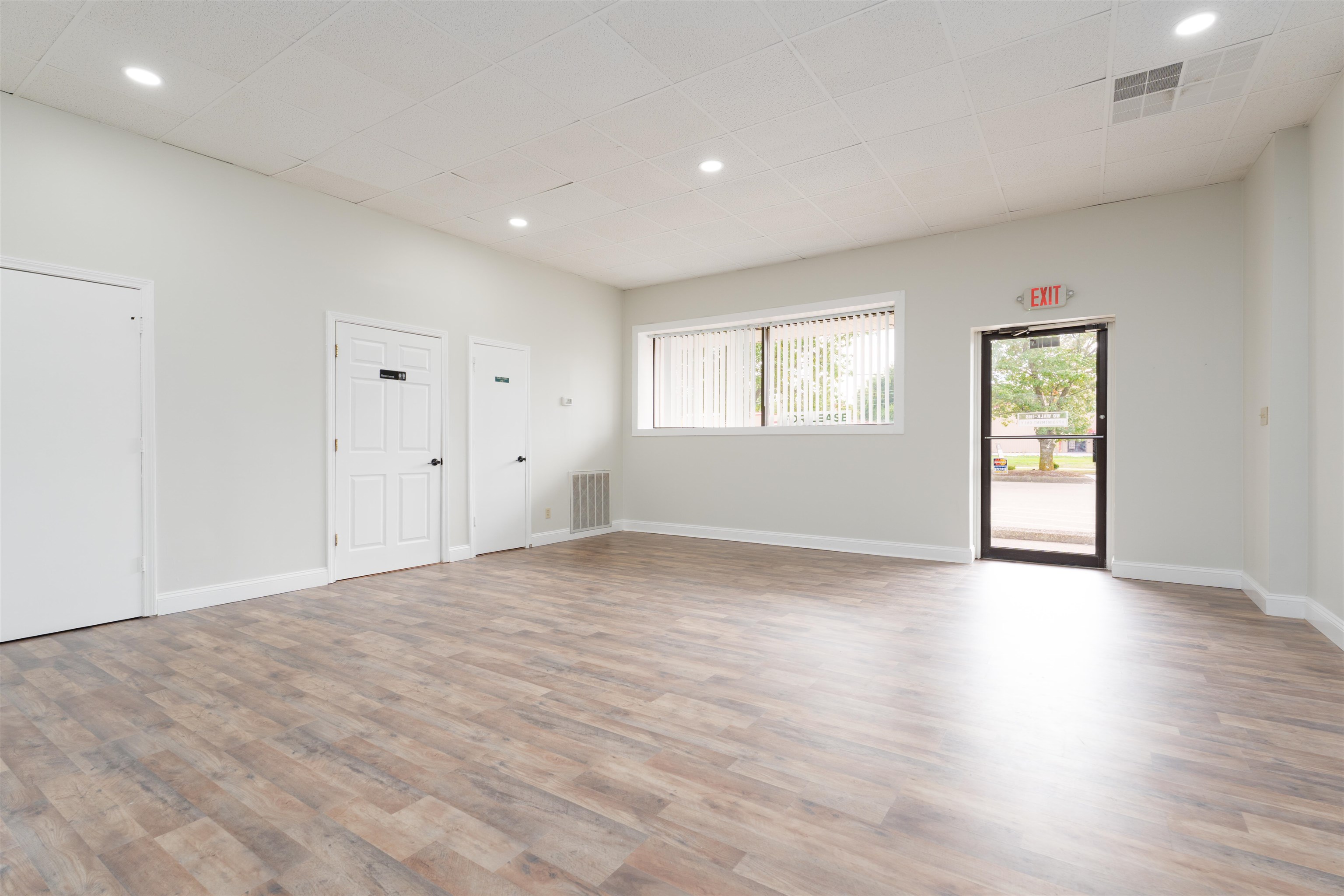 201 Salem Dr Suite C, Owensboro, Kentucky 42303, ,Business,For Sale,Salem Dr Suite C,93337