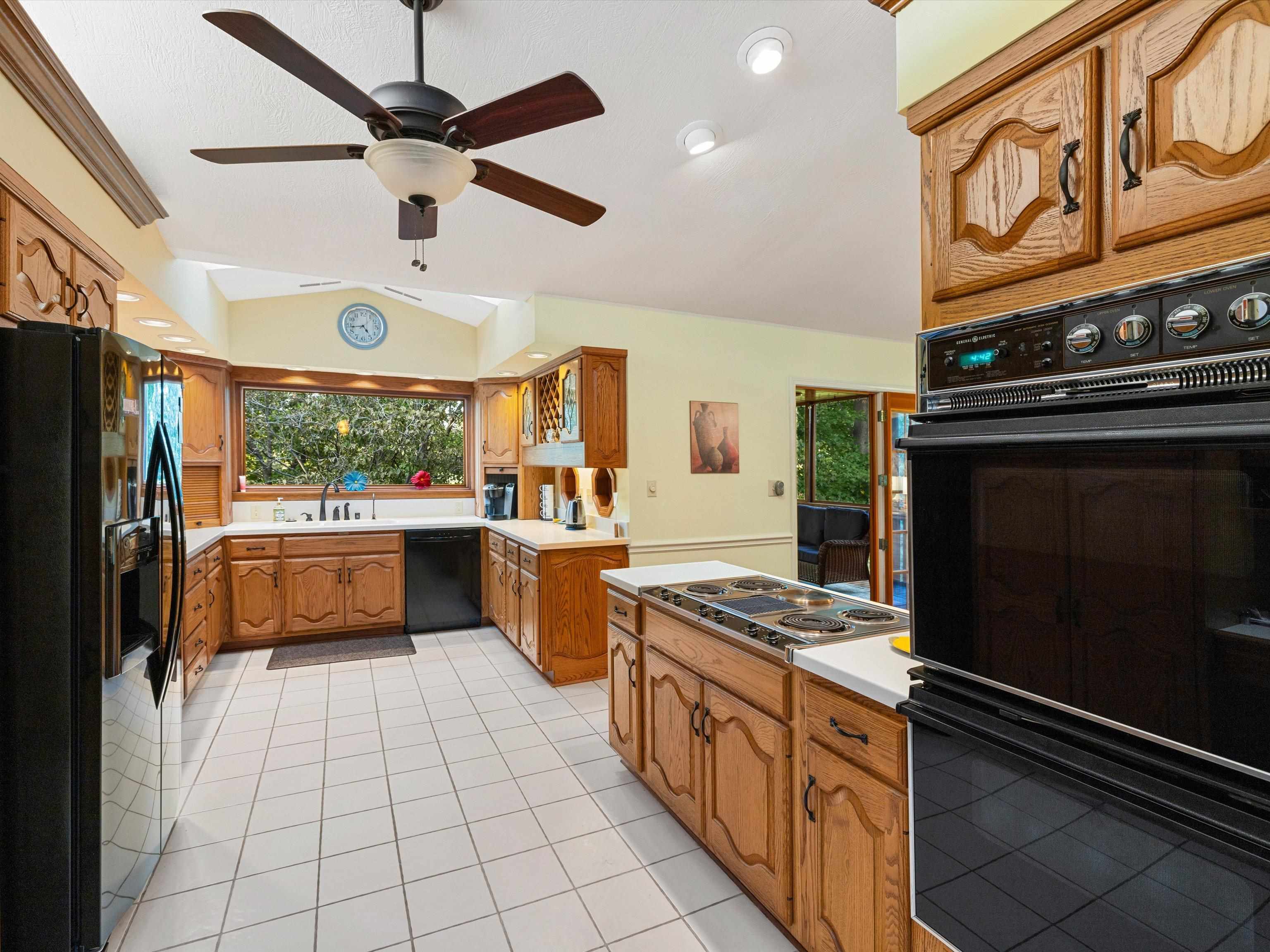 21 C&D Quail Ridge Ct, Owensboro, Kentucky 42303, 3 Bedrooms Bedrooms, ,2 BathroomsBathrooms,Single Family Residence,For Sale,C&D Quail Ridge Ct,93338
