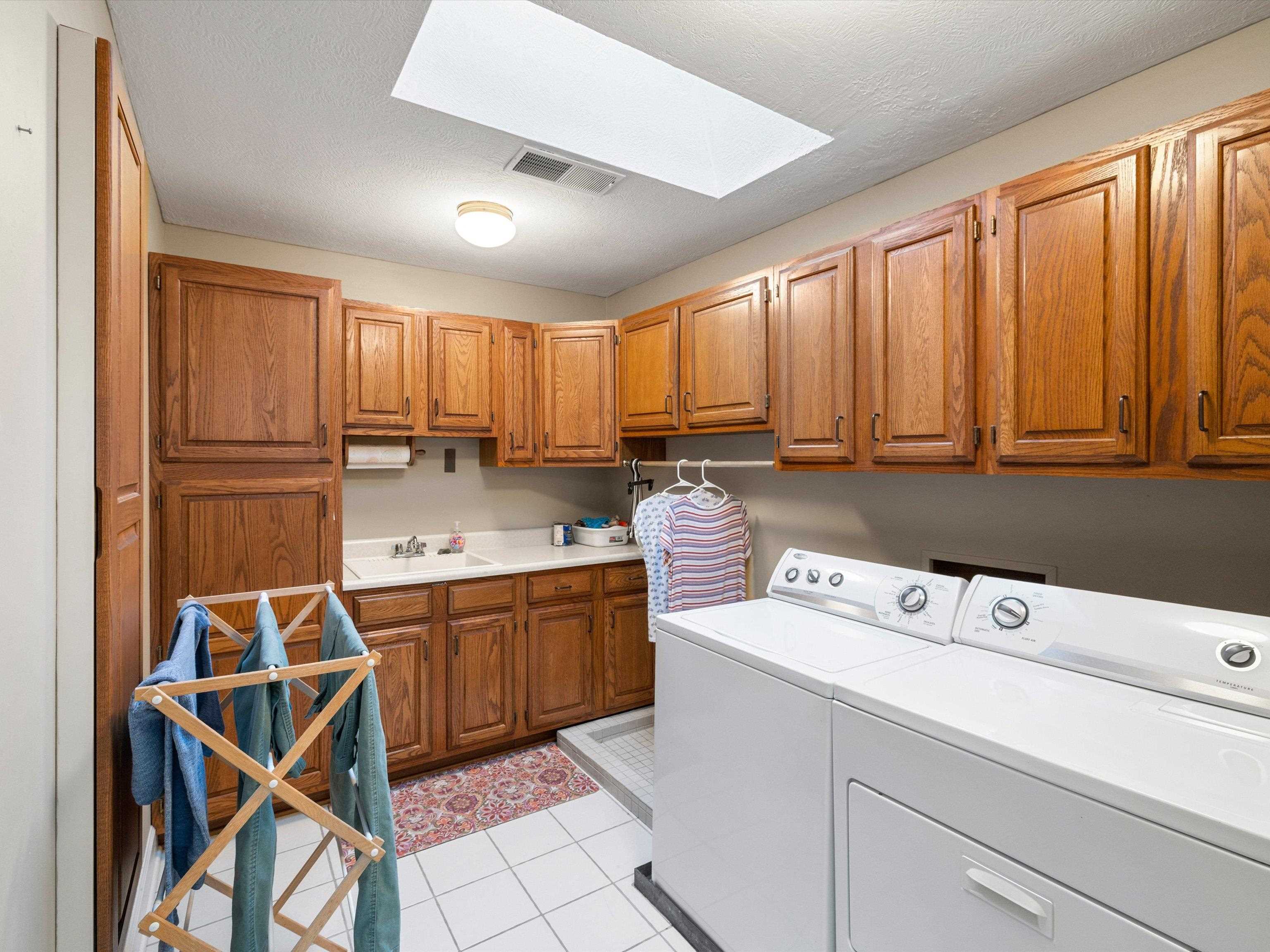 21 C&D Quail Ridge Ct, Owensboro, Kentucky 42303, 3 Bedrooms Bedrooms, ,2 BathroomsBathrooms,Single Family Residence,For Sale,C&D Quail Ridge Ct,93338
