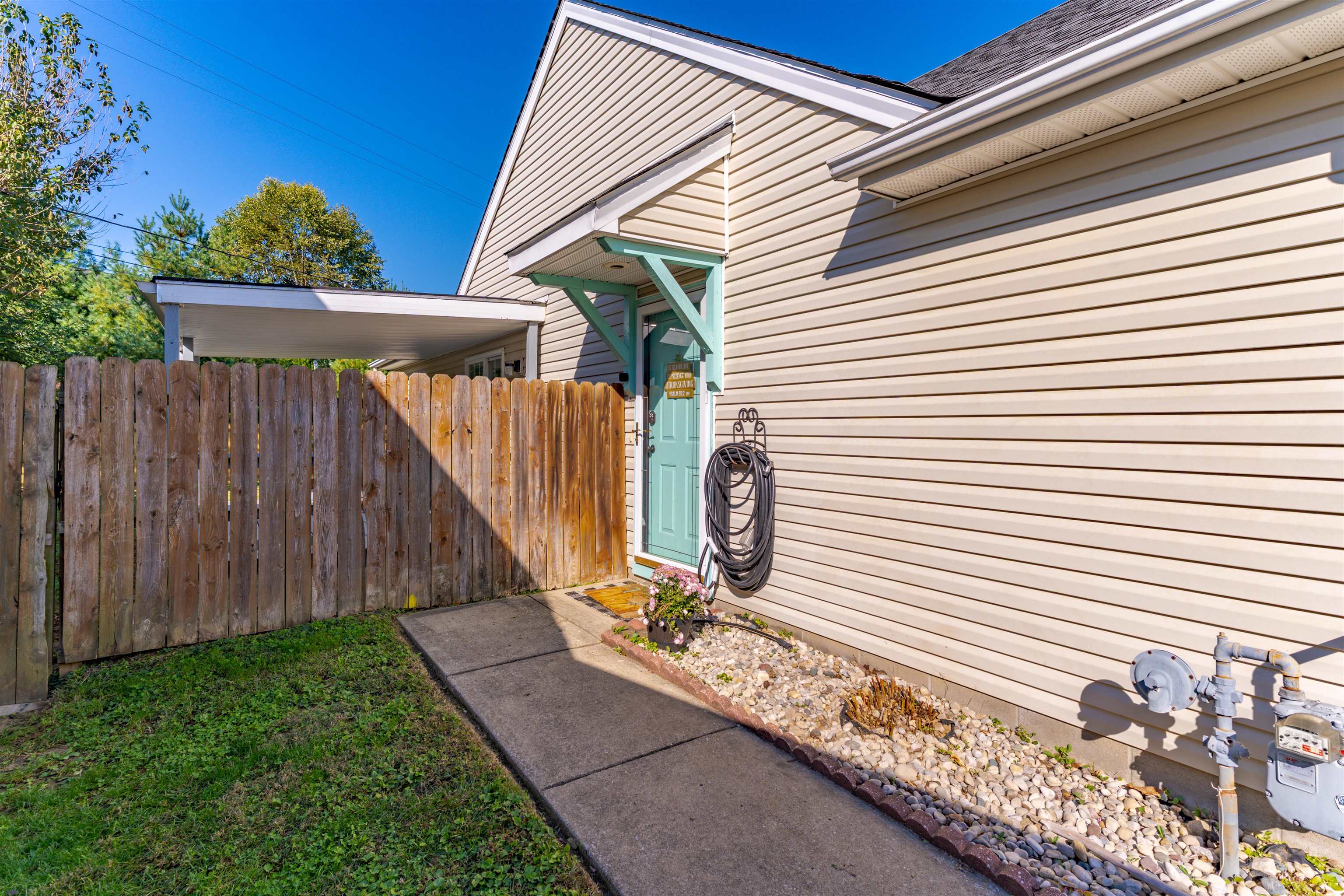 932 Millcreek Drive, Henderson, Kentucky 42420, 2 Bedrooms Bedrooms, ,2 BathroomsBathrooms,Single Family Residence,For Sale,Millcreek Drive,93340