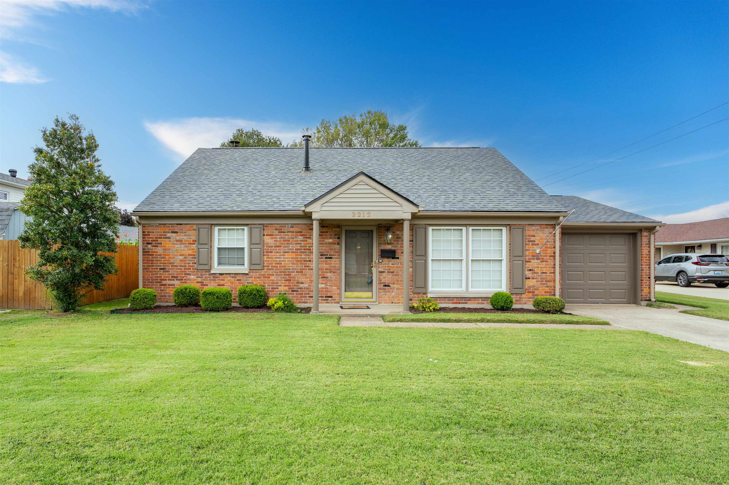 2212 Iron Leige Court, Owensboro, Kentucky 42301, 3 Bedrooms Bedrooms, ,2 BathroomsBathrooms,Single Family Residence,For Sale,Iron Leige Court,93342