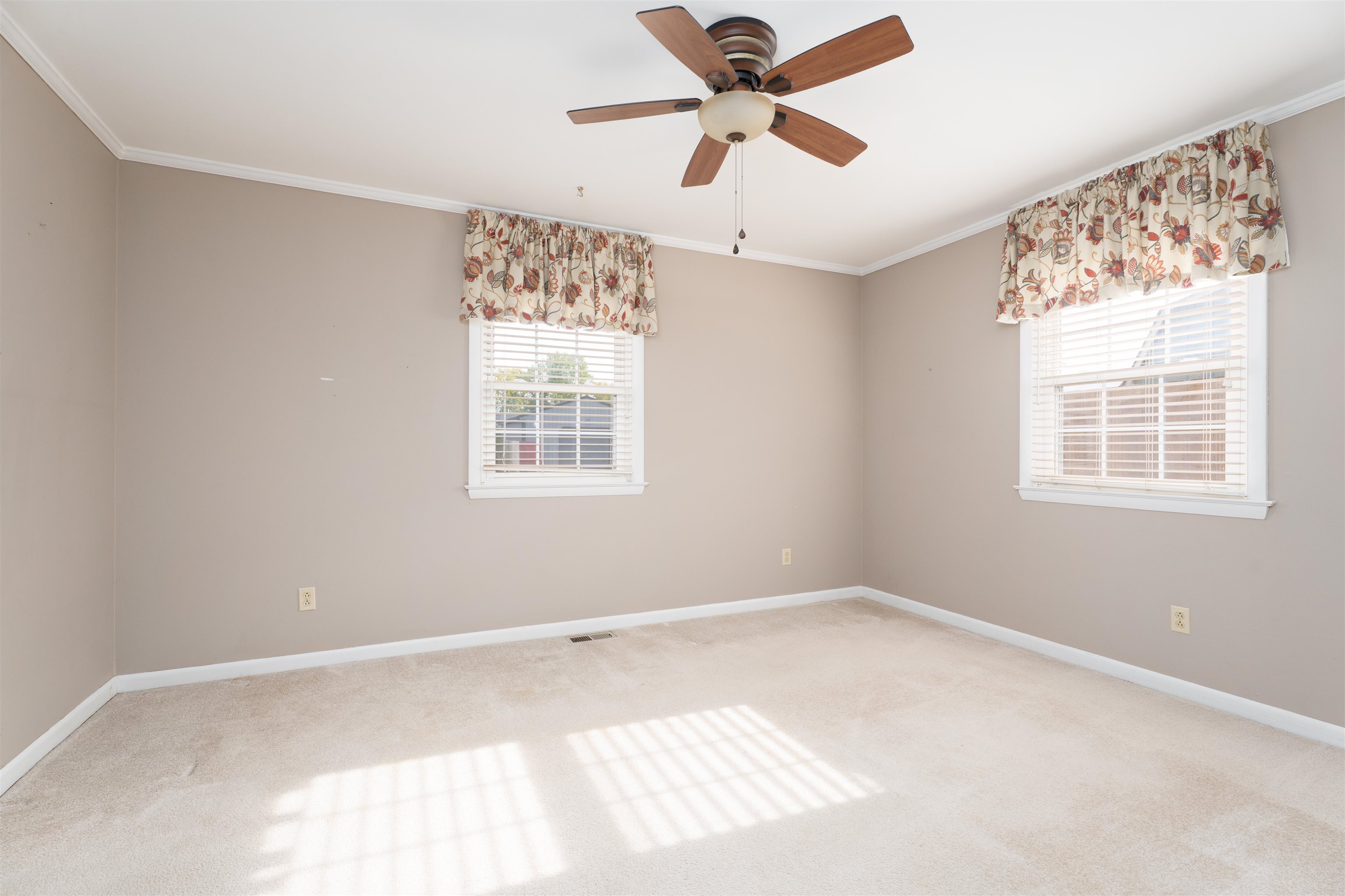 2212 Iron Leige Court, Owensboro, Kentucky 42301, 3 Bedrooms Bedrooms, ,2 BathroomsBathrooms,Single Family Residence,For Sale,Iron Leige Court,93342