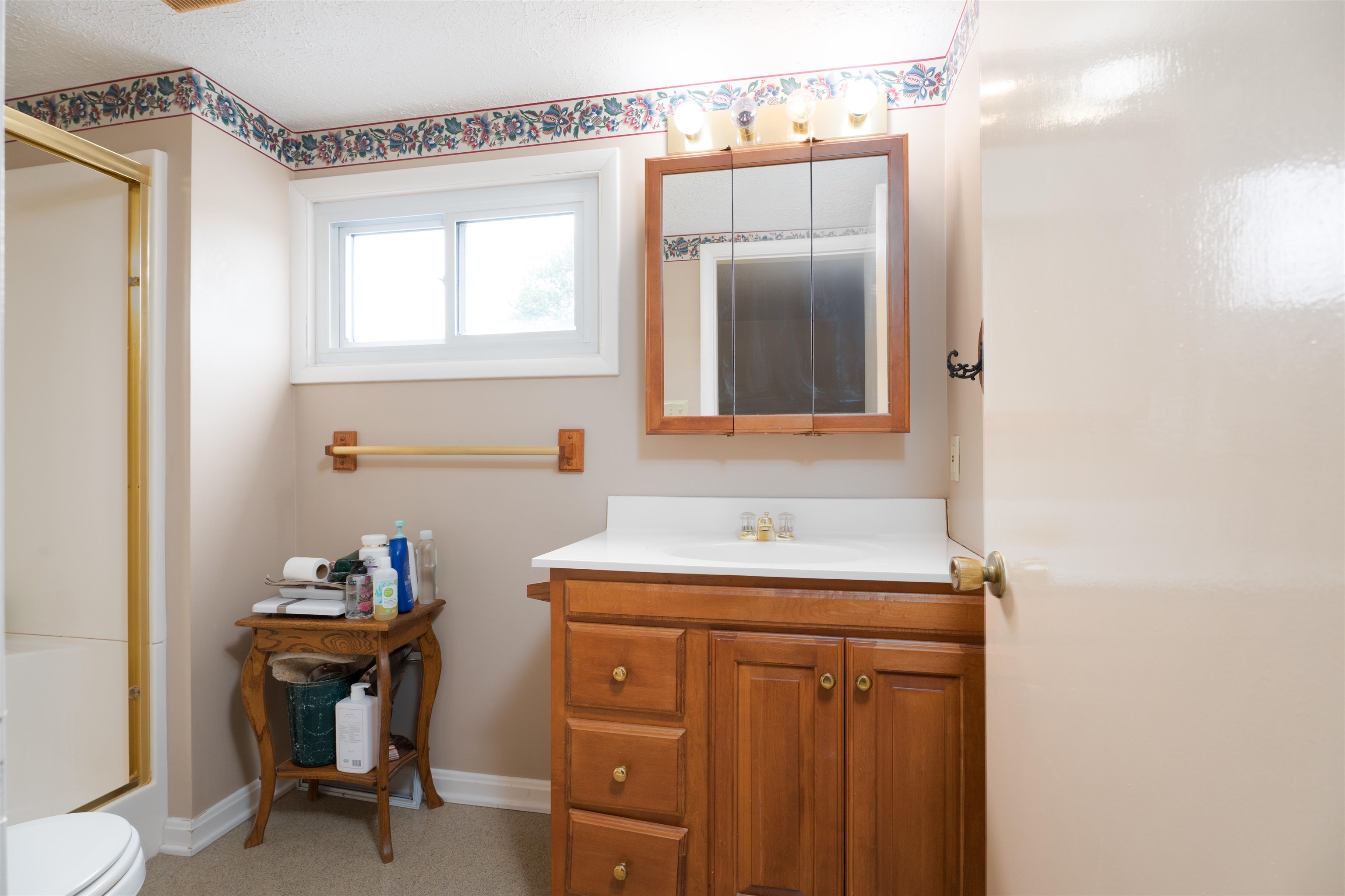 2212 Iron Leige Court, Owensboro, Kentucky 42301, 3 Bedrooms Bedrooms, ,2 BathroomsBathrooms,Single Family Residence,For Sale,Iron Leige Court,93342