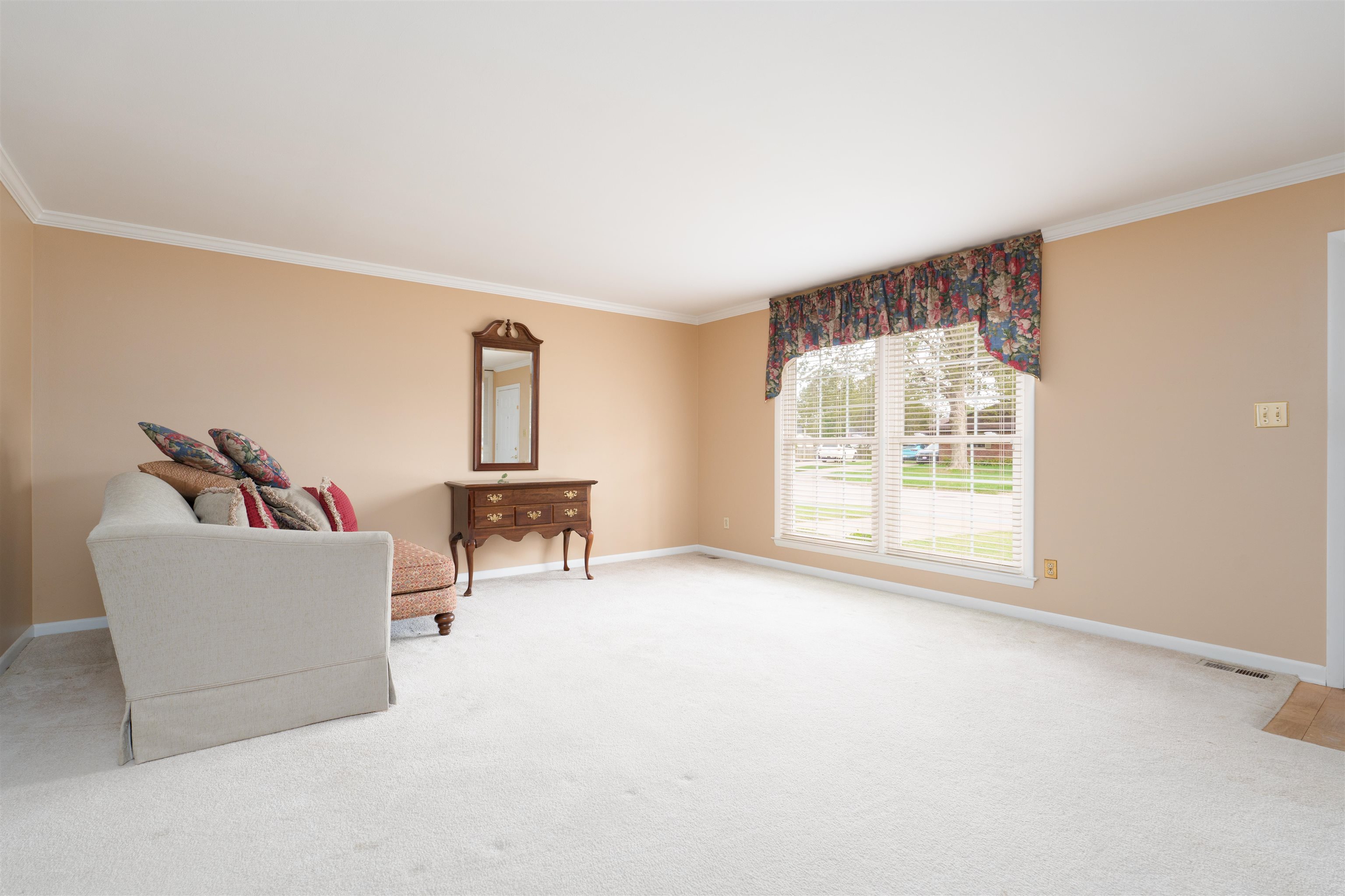 2212 Iron Leige Court, Owensboro, Kentucky 42301, 3 Bedrooms Bedrooms, ,2 BathroomsBathrooms,Single Family Residence,For Sale,Iron Leige Court,93342