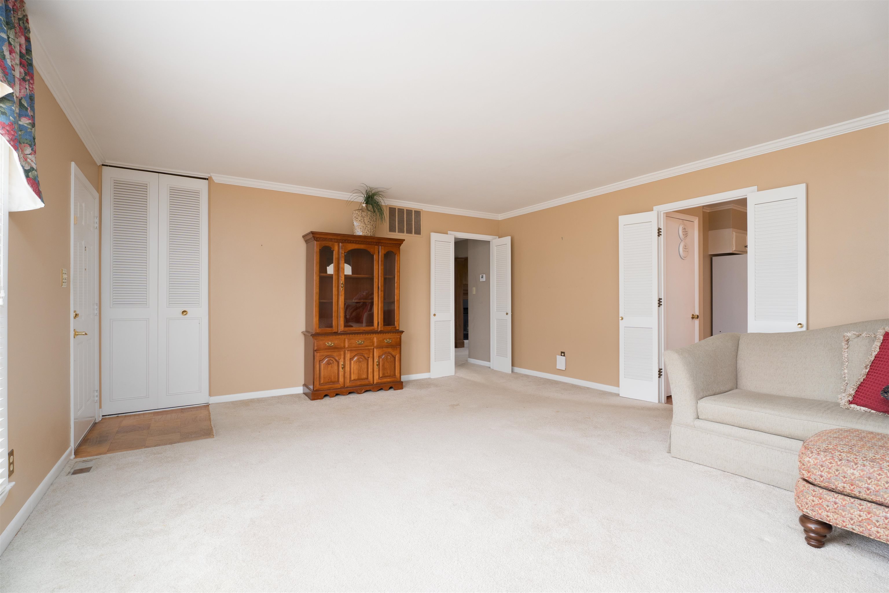 2212 Iron Leige Court, Owensboro, Kentucky 42301, 3 Bedrooms Bedrooms, ,2 BathroomsBathrooms,Single Family Residence,For Sale,Iron Leige Court,93342