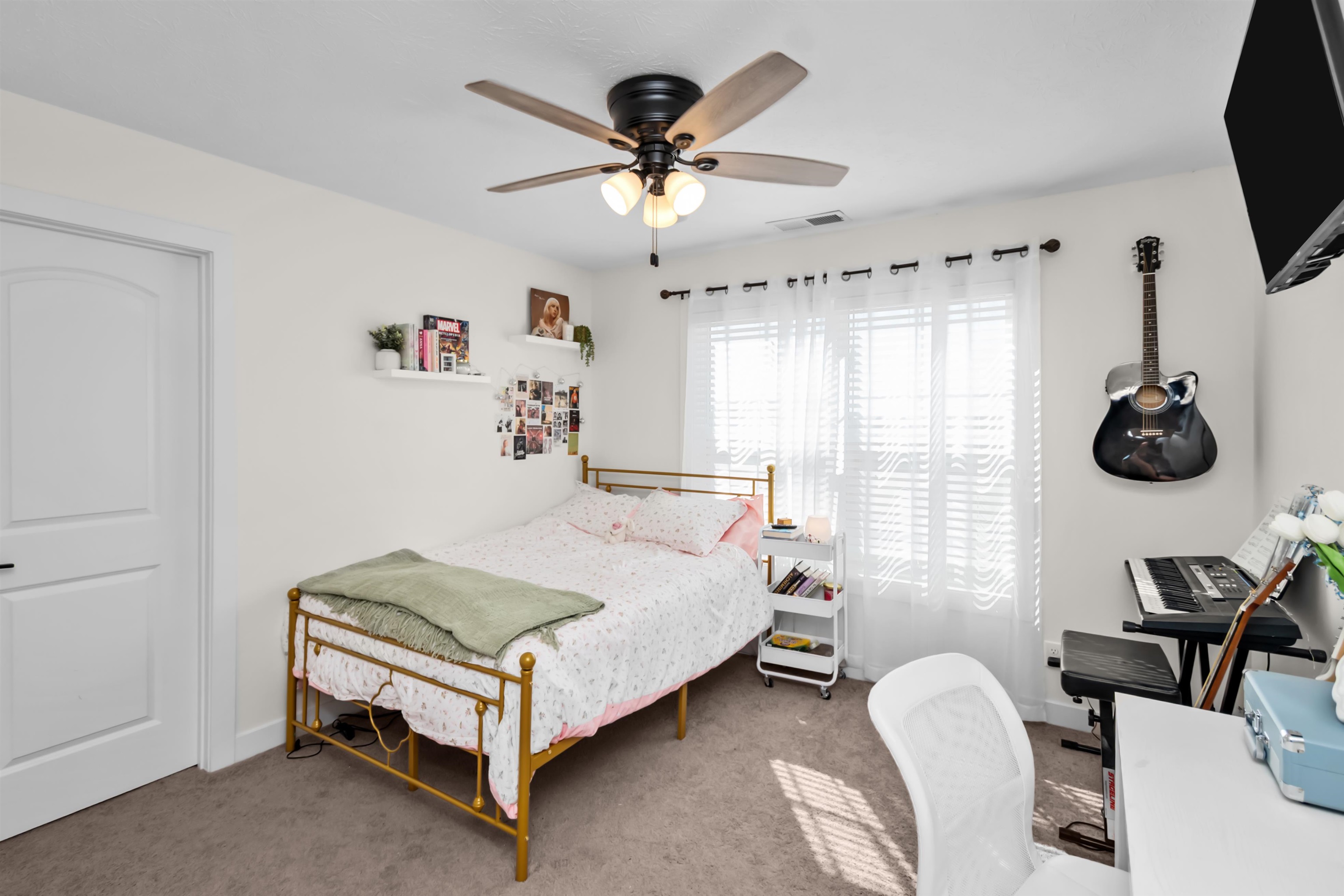 5141 Pleasant Valley Rd, Philpot, Kentucky 42366, 5 Bedrooms Bedrooms, ,2 BathroomsBathrooms,Single Family Residence,For Sale,Pleasant Valley Rd,93344