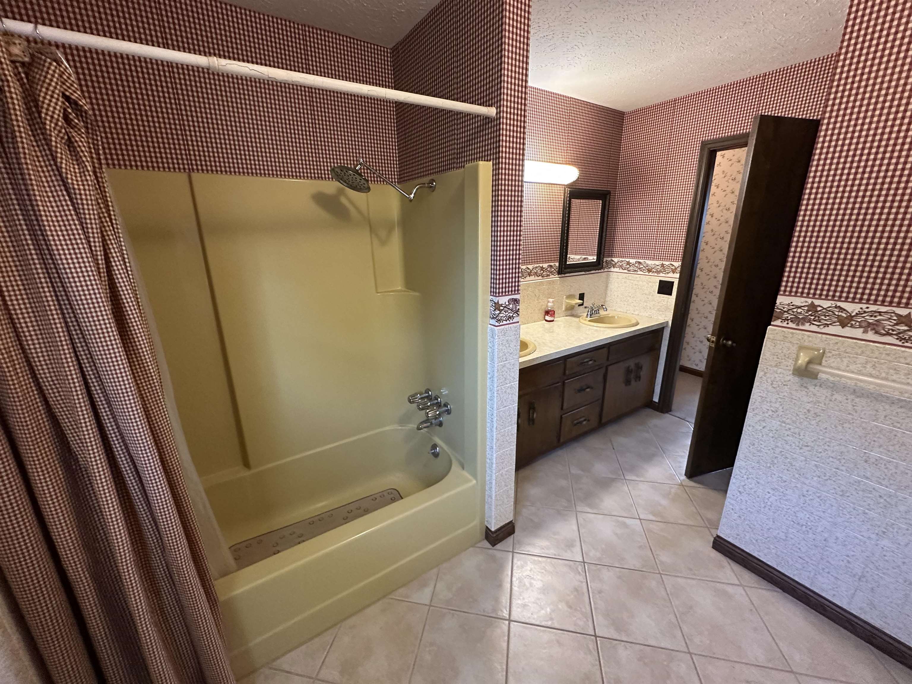 3517 Hwy 1155, Rumsey, Kentucky 42371, 3 Bedrooms Bedrooms, ,2 BathroomsBathrooms,Single Family Residence,For Sale,Hwy 1155,93345