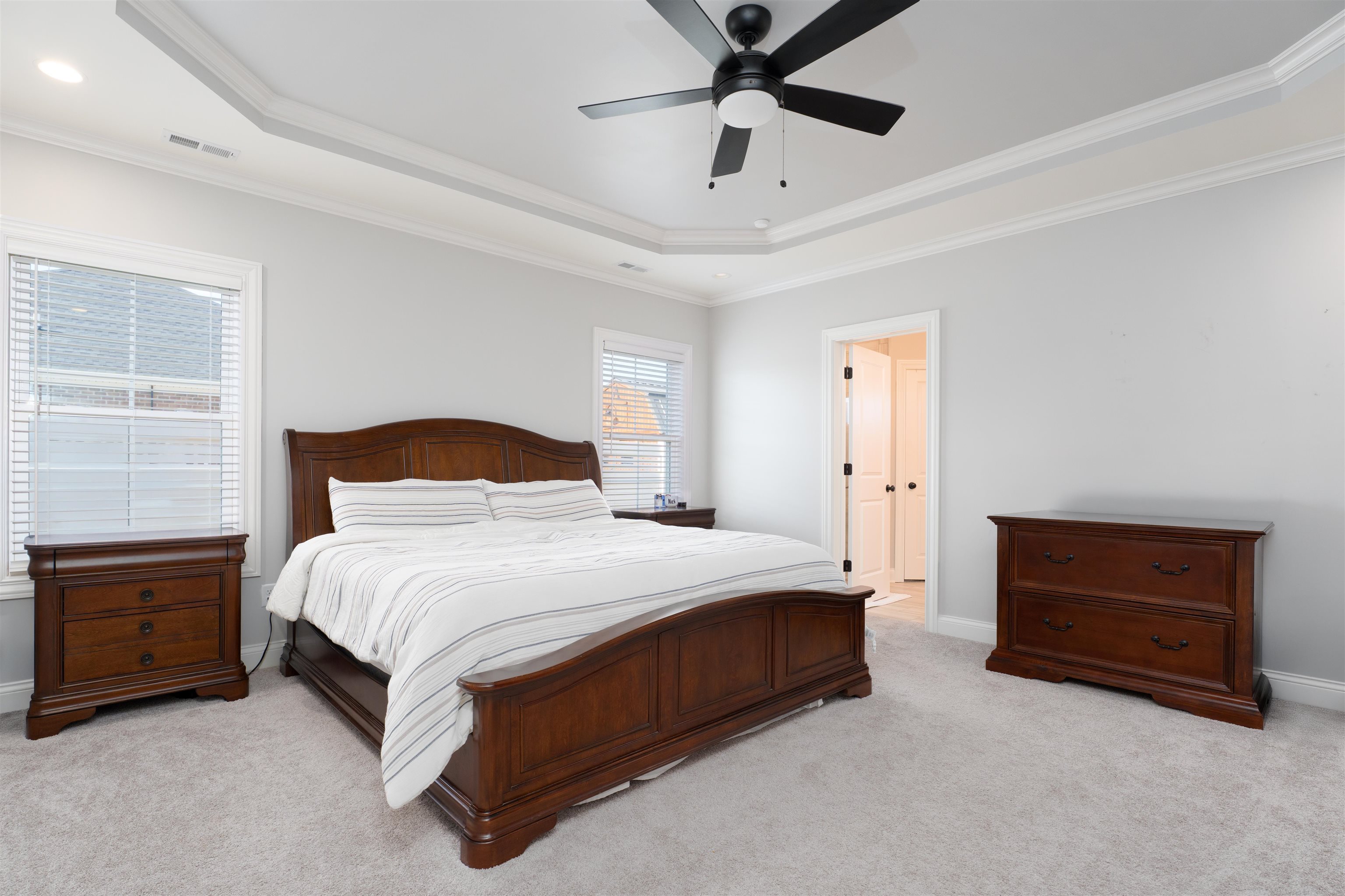 6427 Ridge Brook Cove, Owensboro, Kentucky 42301, 4 Bedrooms Bedrooms, ,3 BathroomsBathrooms,Single Family Residence,For Sale,Ridge Brook Cove,93351