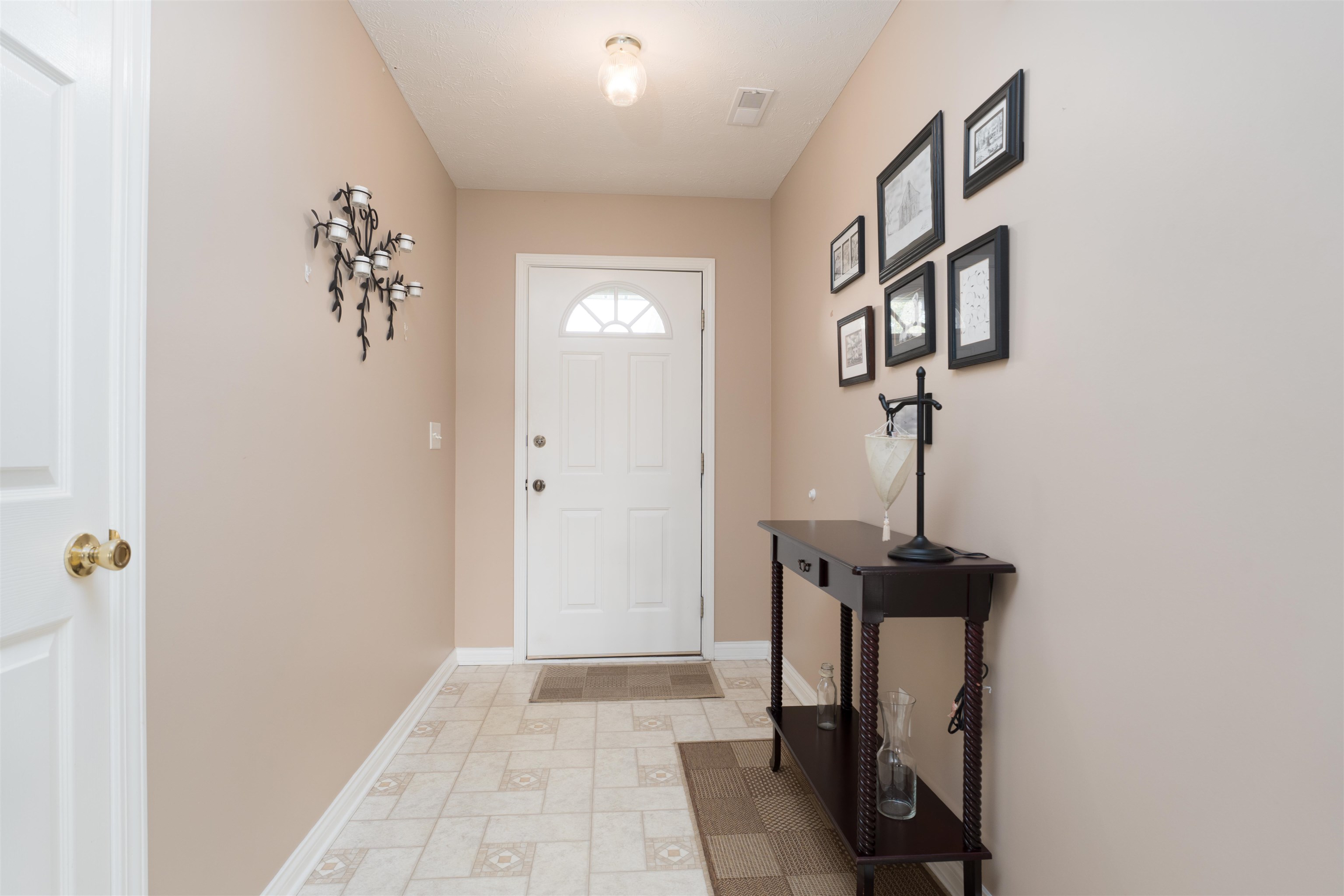 2340 Homestead Point, Owensboro, Kentucky 42301, 3 Bedrooms Bedrooms, ,2 BathroomsBathrooms,Single Family Residence,For Sale,Homestead Point,93354