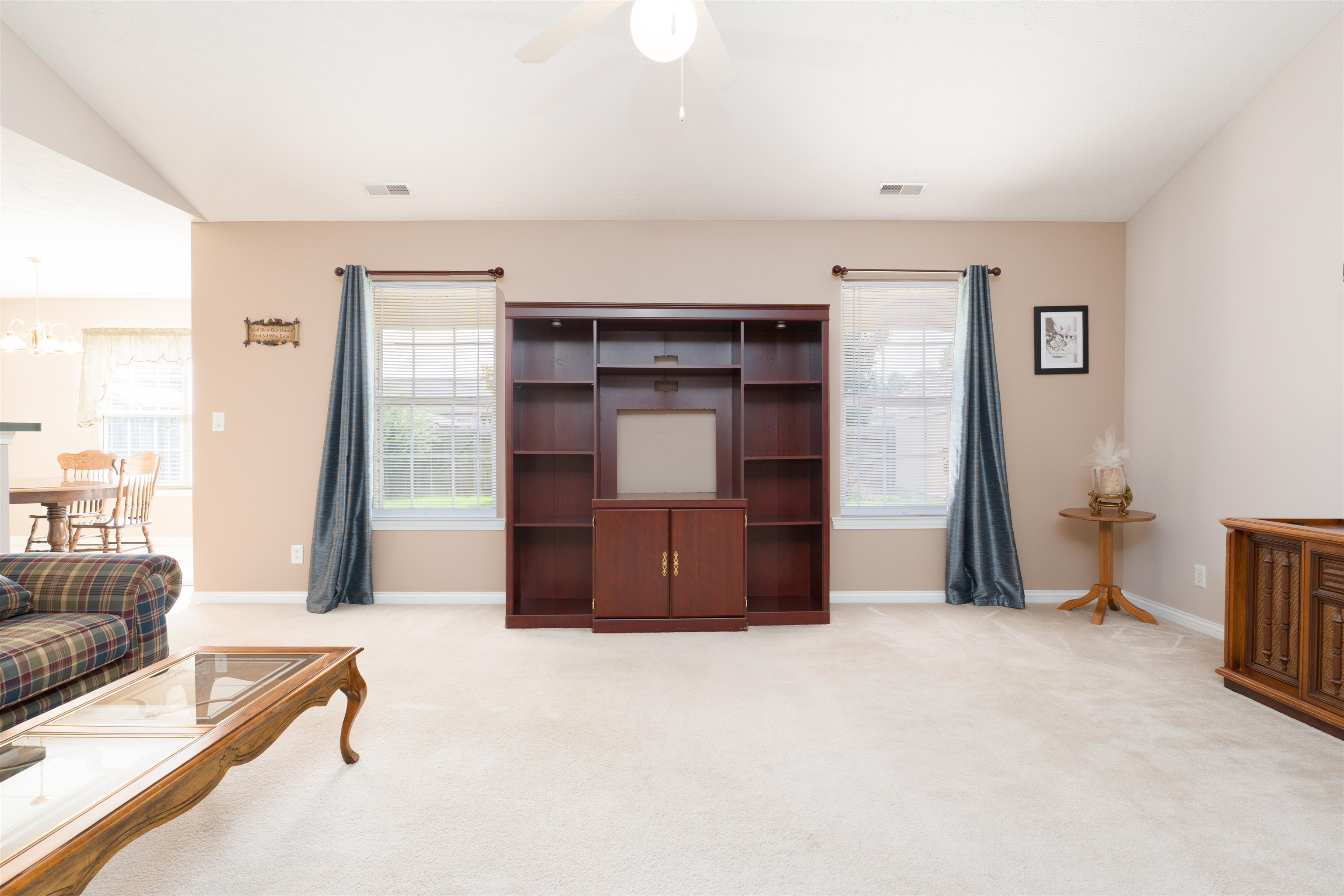 2340 Homestead Point, Owensboro, Kentucky 42301, 3 Bedrooms Bedrooms, ,2 BathroomsBathrooms,Single Family Residence,For Sale,Homestead Point,93354