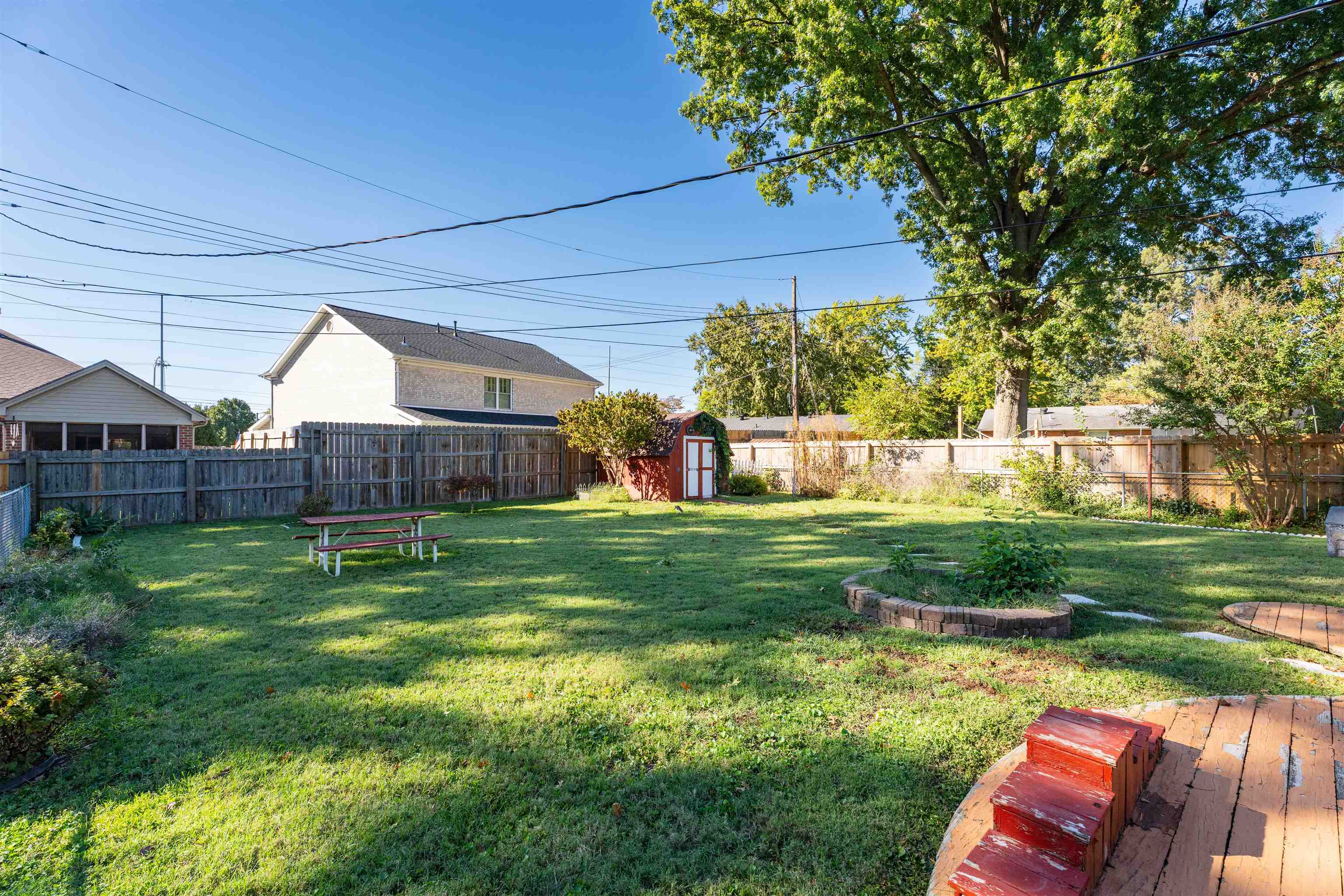 1914 Tomy Lee Ct, Owensboro, Kentucky 42301, 3 Bedrooms Bedrooms, ,2 BathroomsBathrooms,Single Family Residence,For Sale,Tomy Lee Ct,93355