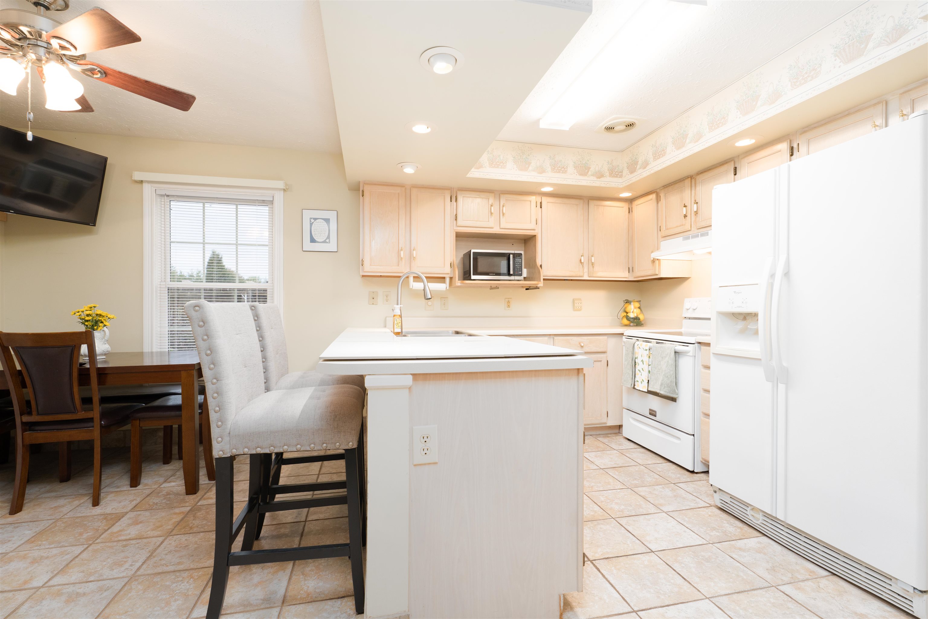 4418 McIntire Crossing, Owensboro, Kentucky 42301, 3 Bedrooms Bedrooms, ,2 BathroomsBathrooms,Single Family Residence,For Sale,McIntire Crossing,93356