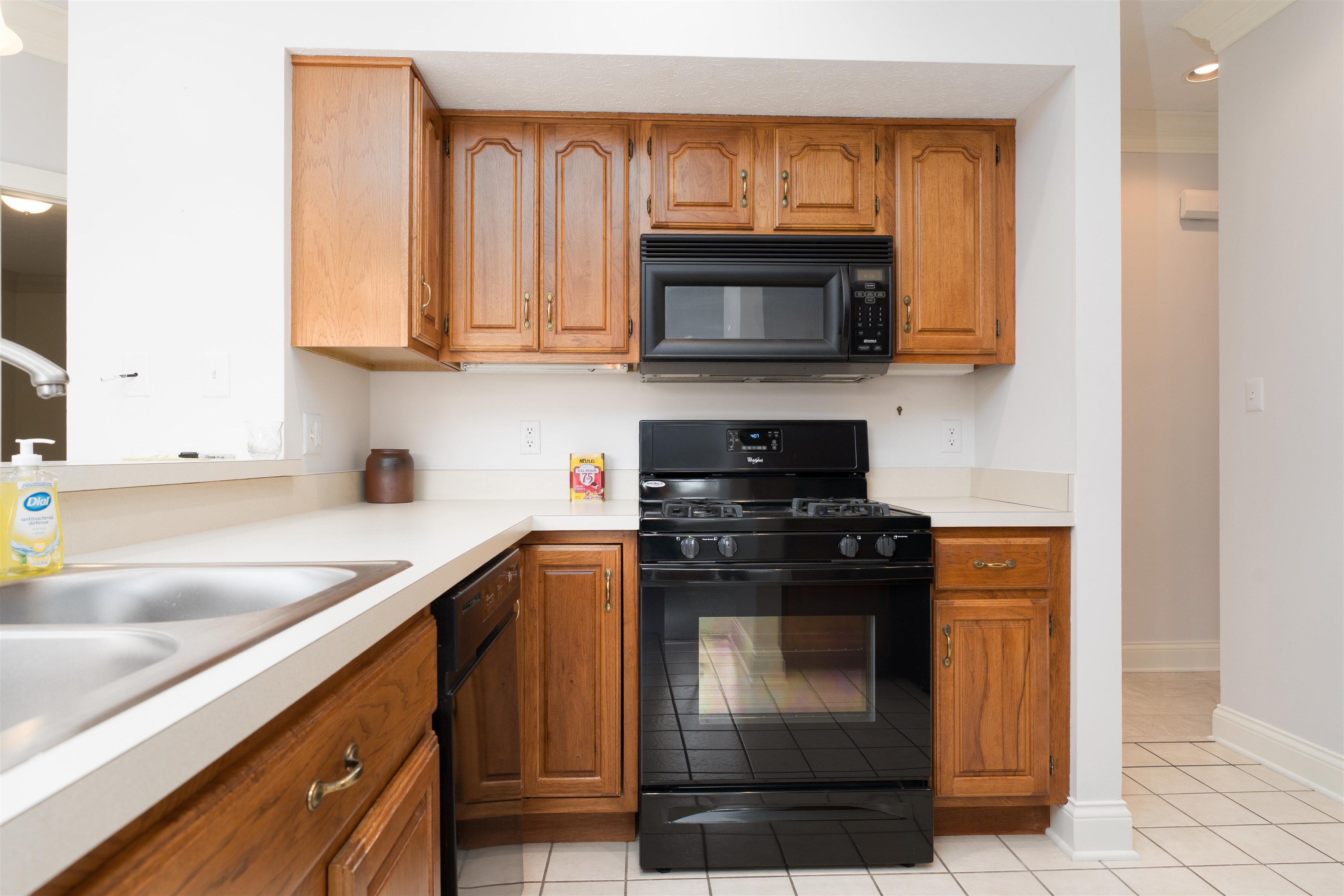 2058 Sussex Place, Owensboro, Kentucky 42301, 2 Bedrooms Bedrooms, ,2 BathroomsBathrooms,Single Family Residence,For Sale,Sussex Place,93357