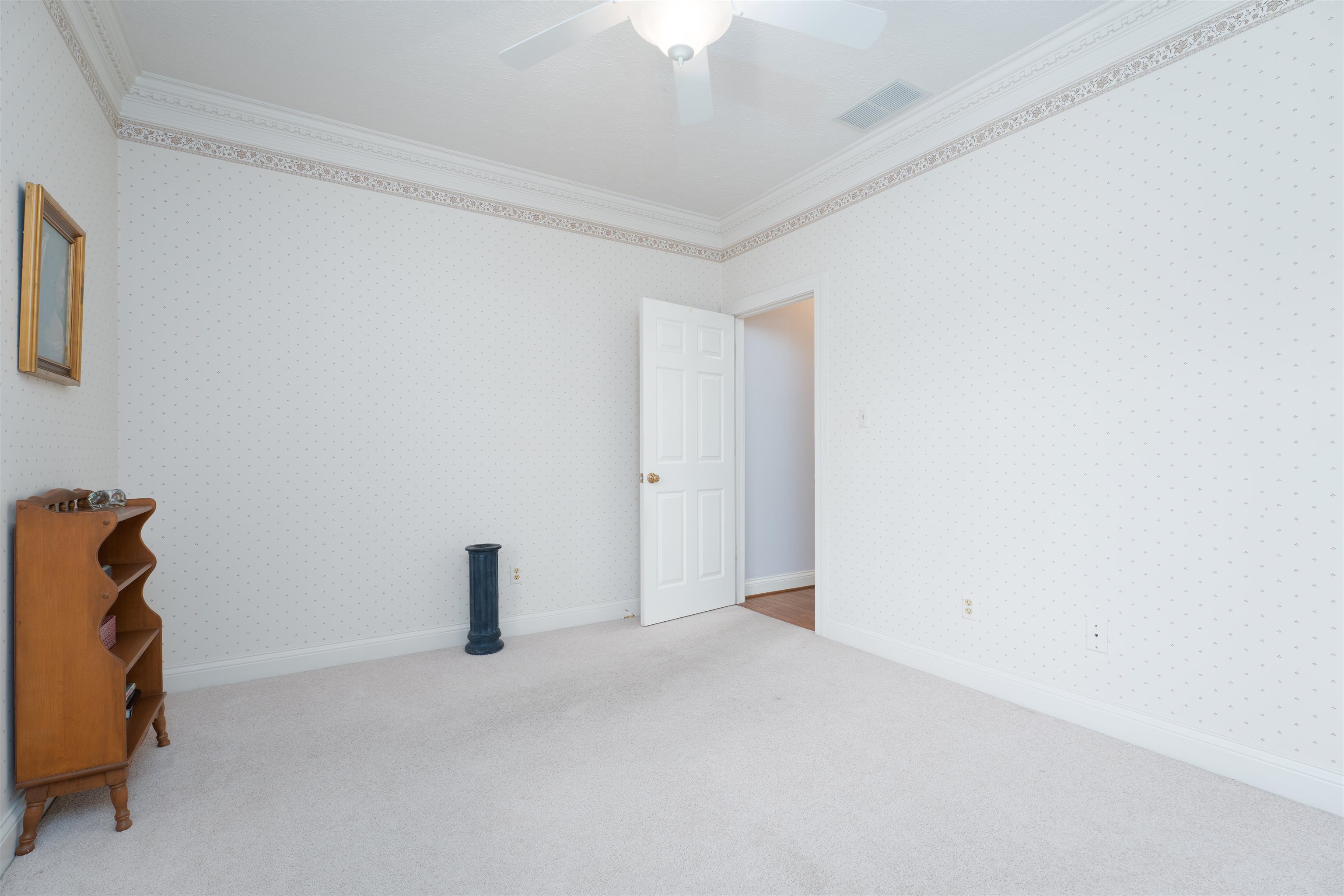 2058 Sussex Place, Owensboro, Kentucky 42301, 2 Bedrooms Bedrooms, ,2 BathroomsBathrooms,Single Family Residence,For Sale,Sussex Place,93357