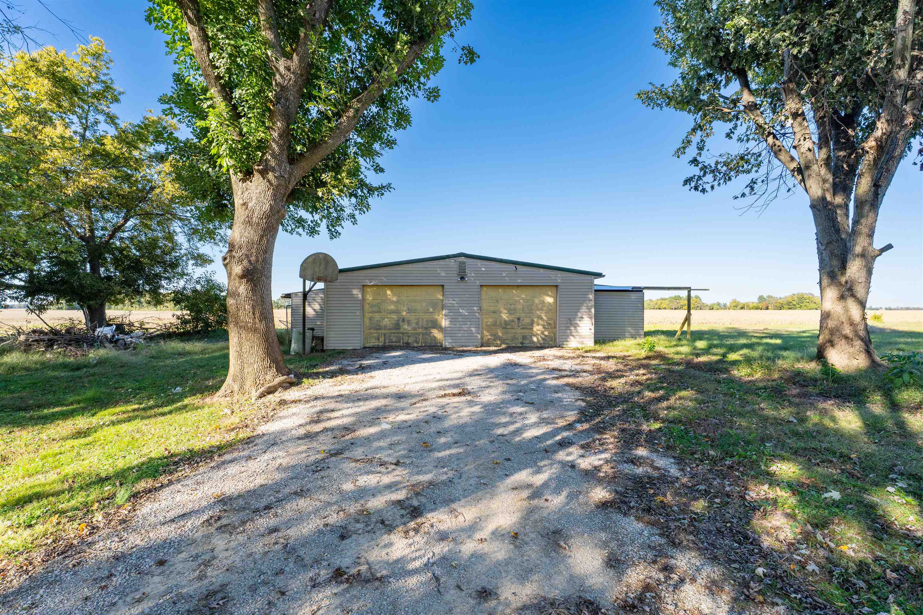 9285 Stanley-Birk City Rd, Owensboro, Kentucky 42301, 3 Bedrooms Bedrooms, ,2 BathroomsBathrooms,Single Family Residence,For Sale,Stanley-Birk City Rd,93361