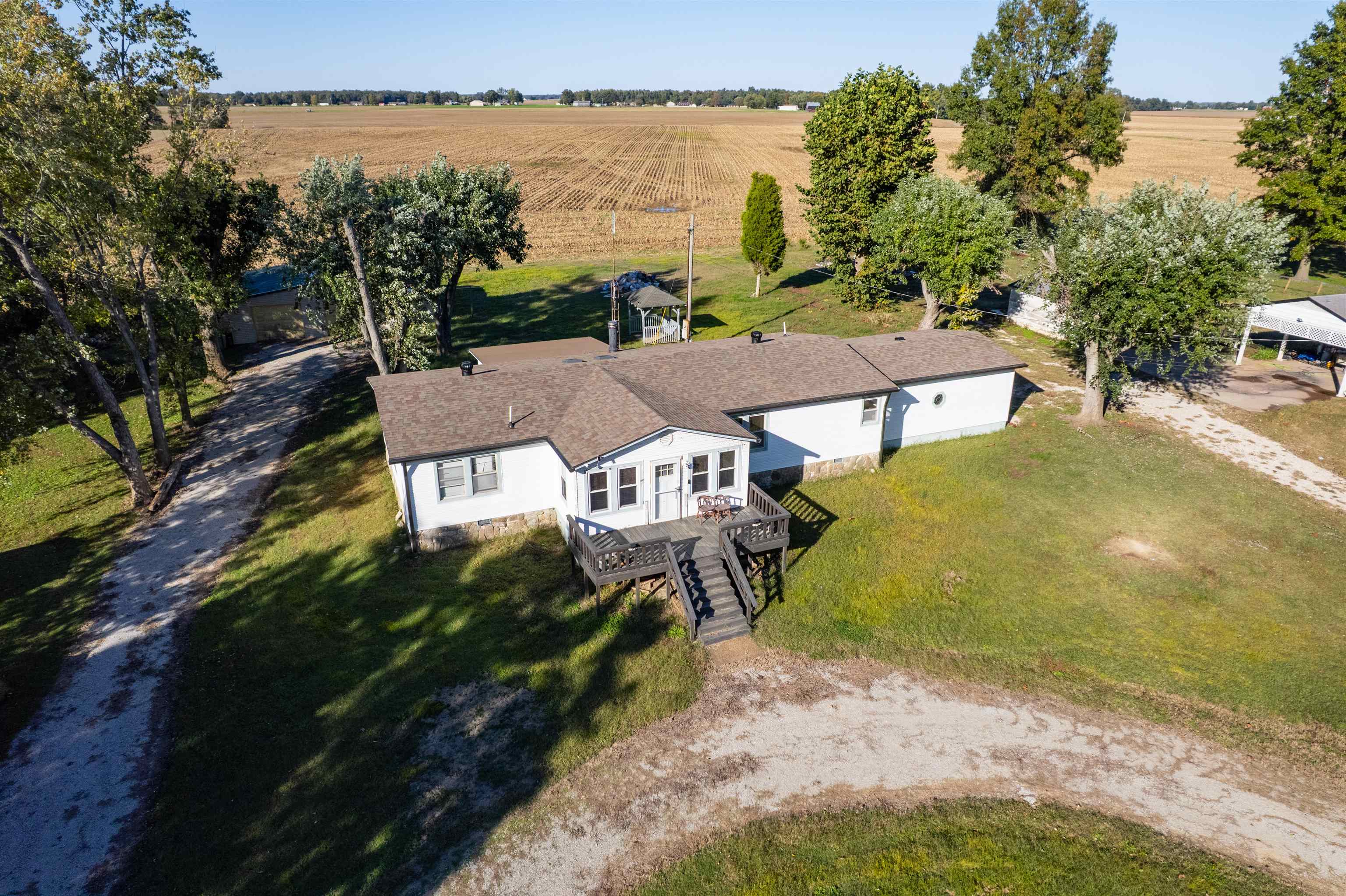 9285 Stanley-Birk City Rd, Owensboro, Kentucky 42301, 3 Bedrooms Bedrooms, ,2 BathroomsBathrooms,Single Family Residence,For Sale,Stanley-Birk City Rd,93361
