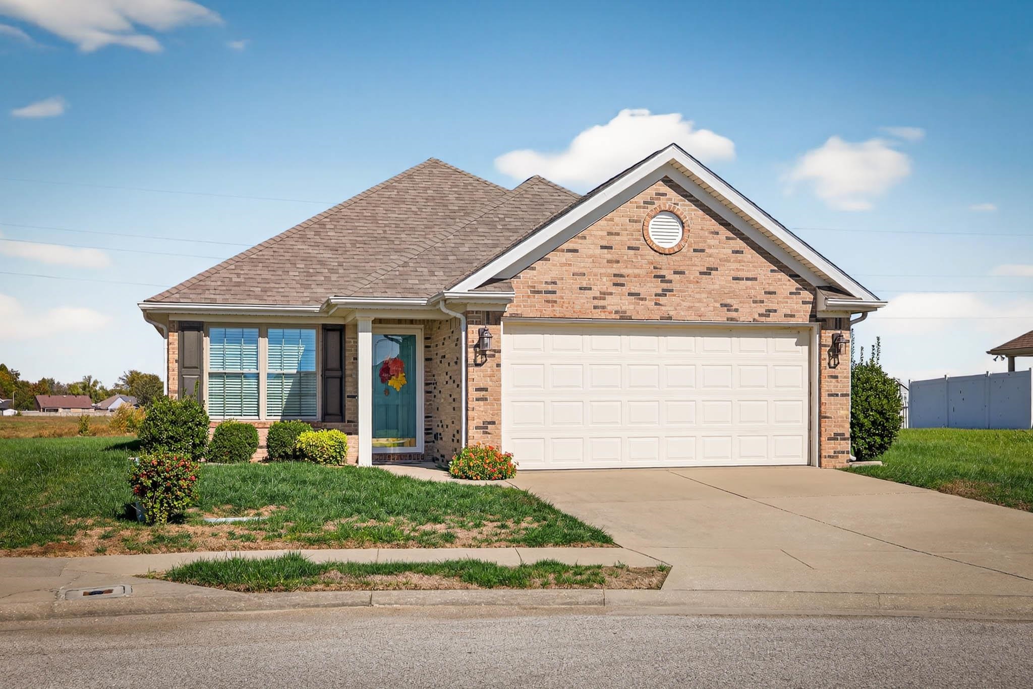 2528 Palomino Pl, Owensboro, Kentucky 42301, 3 Bedrooms Bedrooms, ,2 BathroomsBathrooms,Single Family Residence,For Sale,Palomino Pl,93371