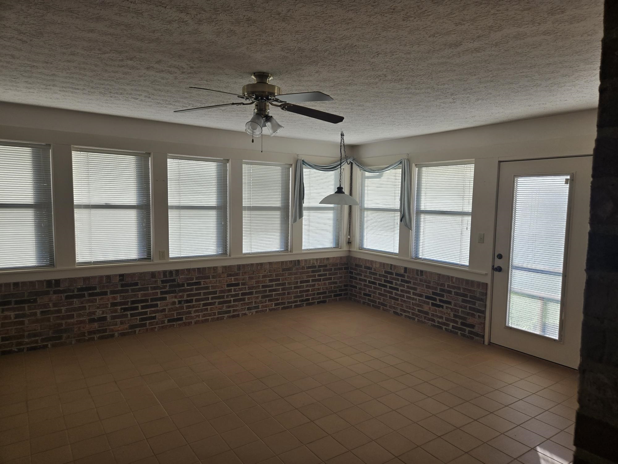 3628 Decidedly Court, Owensboro, Kentucky 42303, 3 Bedrooms Bedrooms, ,2 BathroomsBathrooms,Single Family Residence,For Sale,Decidedly Court,93379